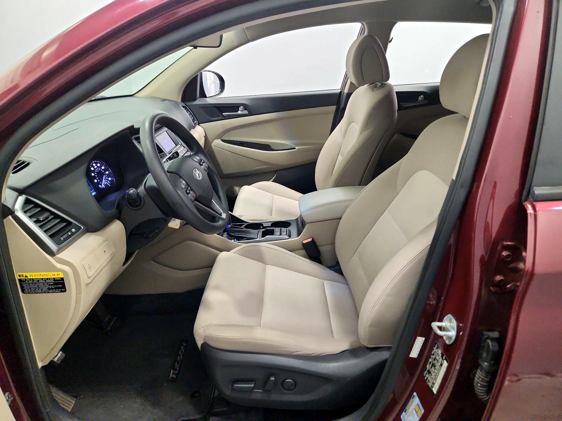 Thumbnail: 2017 Hyundai Tucson - 11