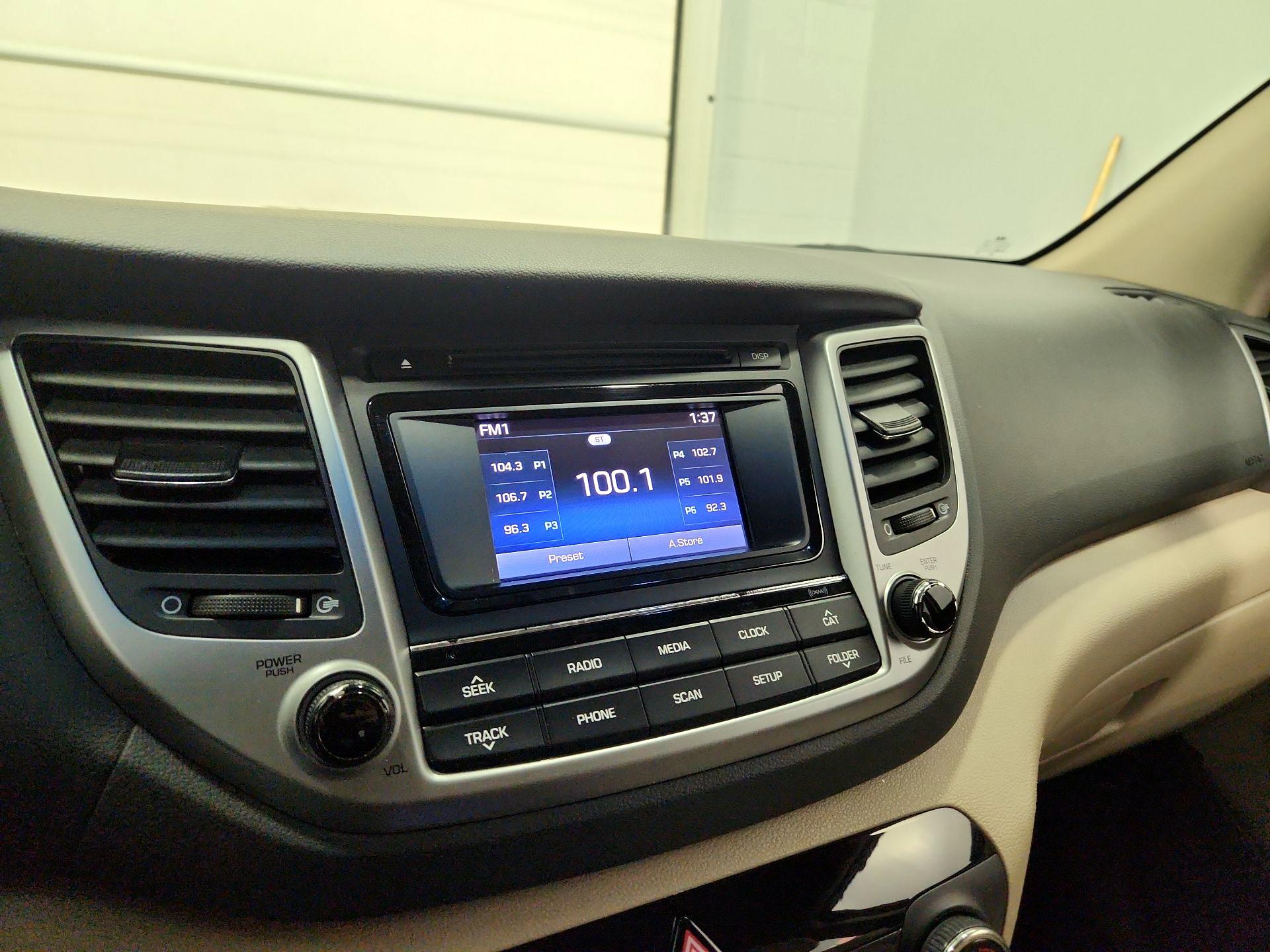 Thumbnail: 2017 Hyundai Tucson - 15