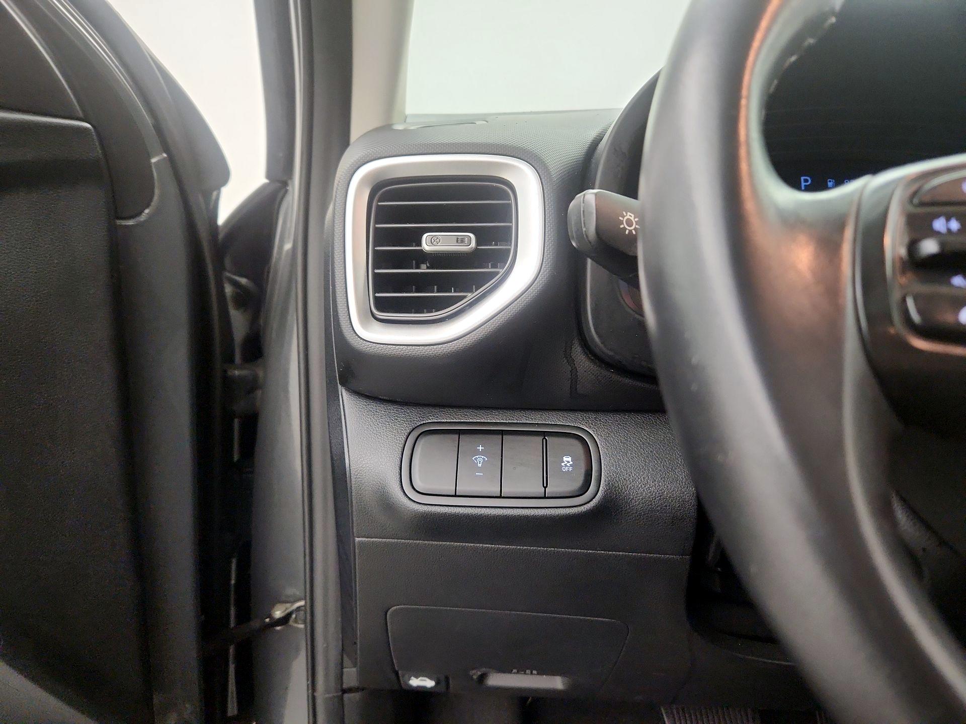 Thumbnail: 2024 Hyundai Venue - 11