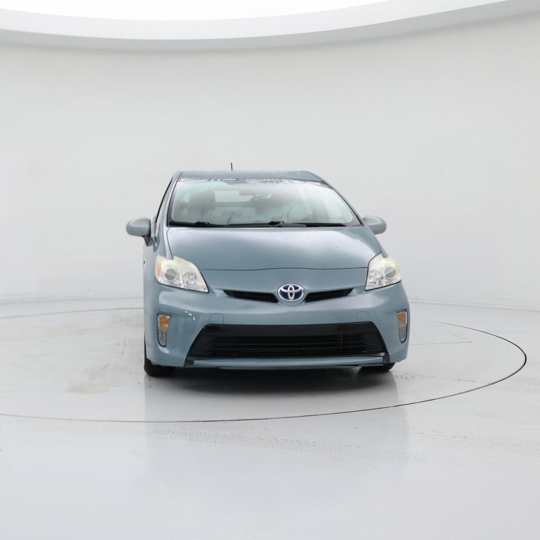 Thumbnail: 2015 Toyota Prius - 5