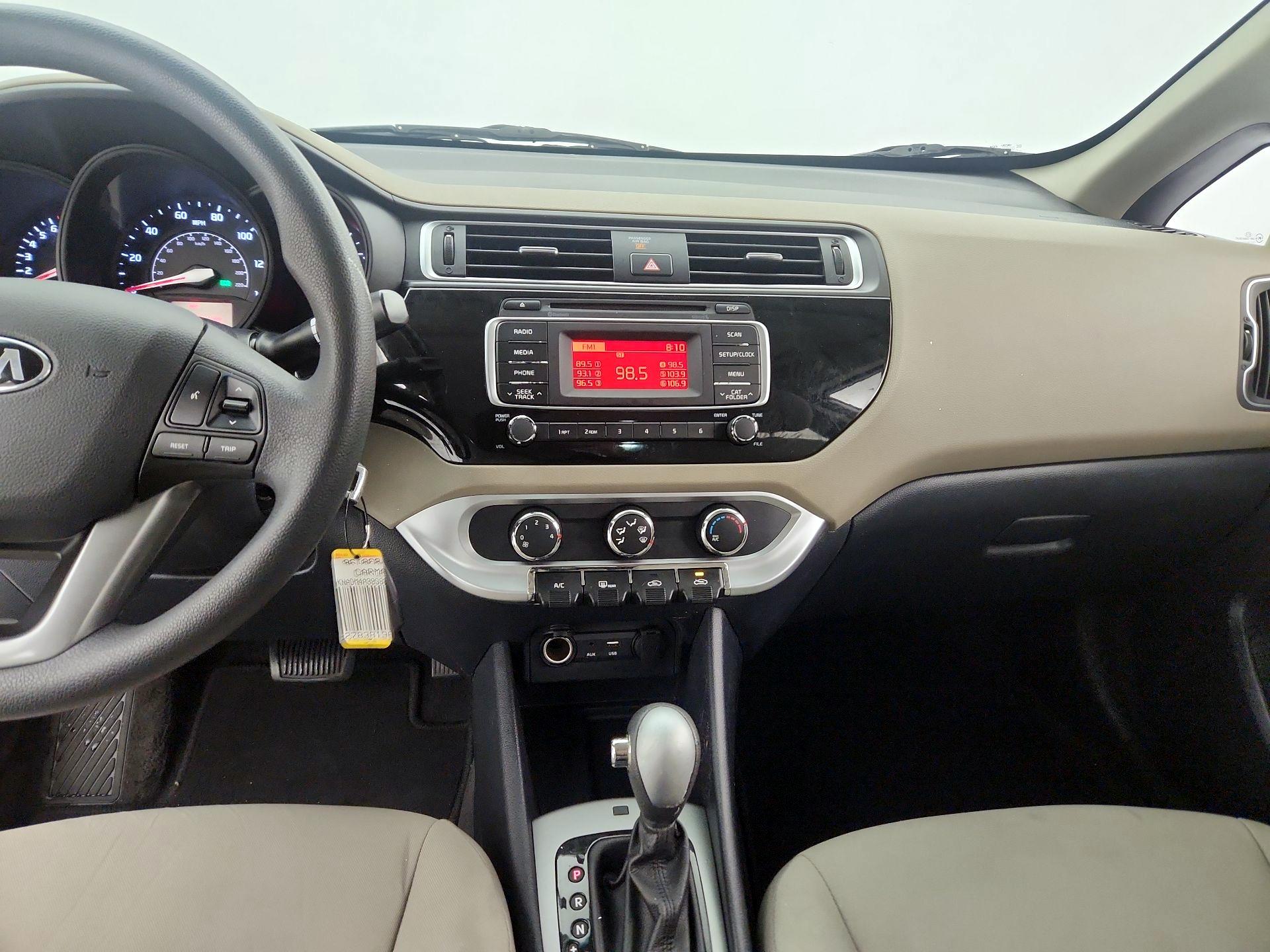 Thumbnail: 2016 Kia Rio - 9