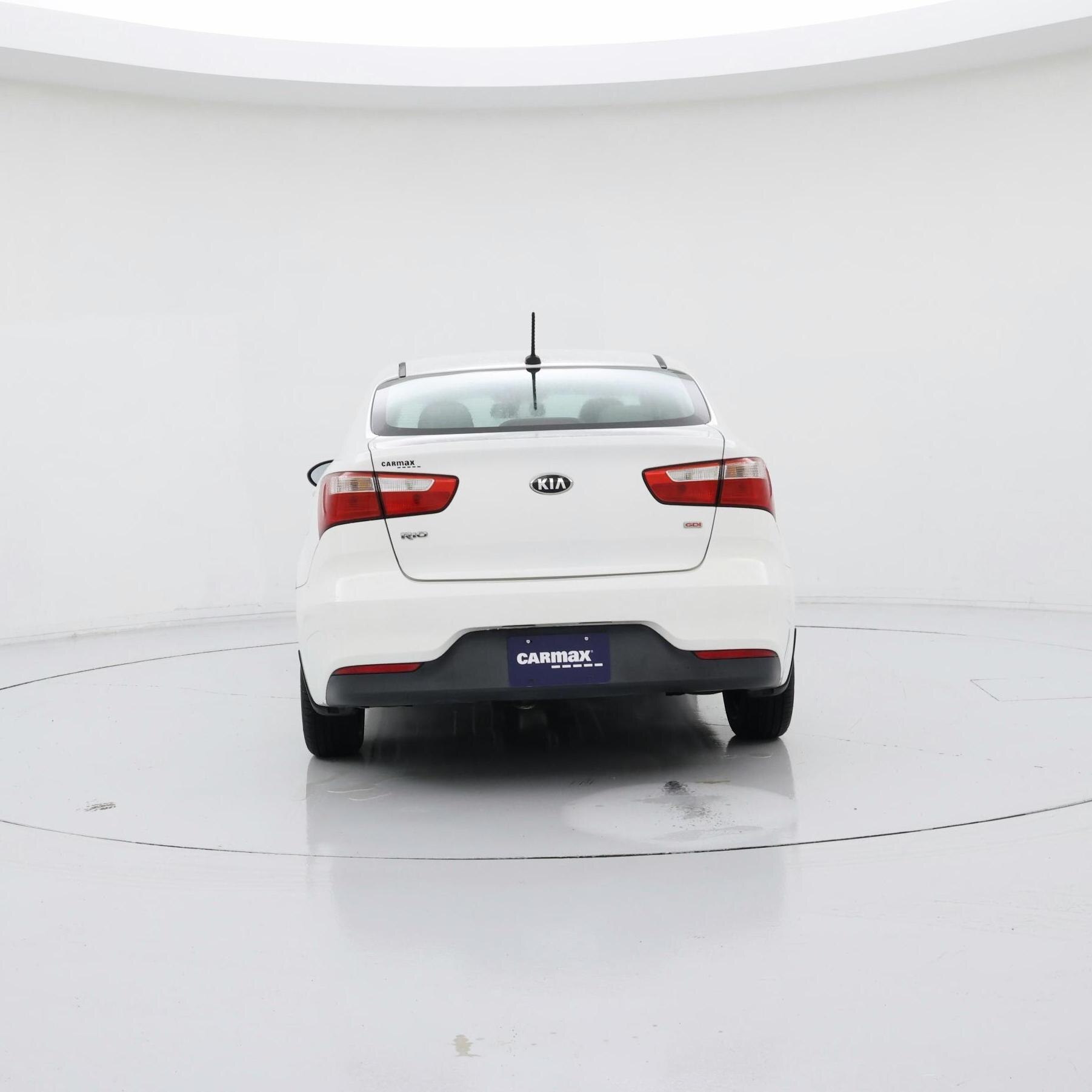 Thumbnail: 2016 Kia Rio - 6