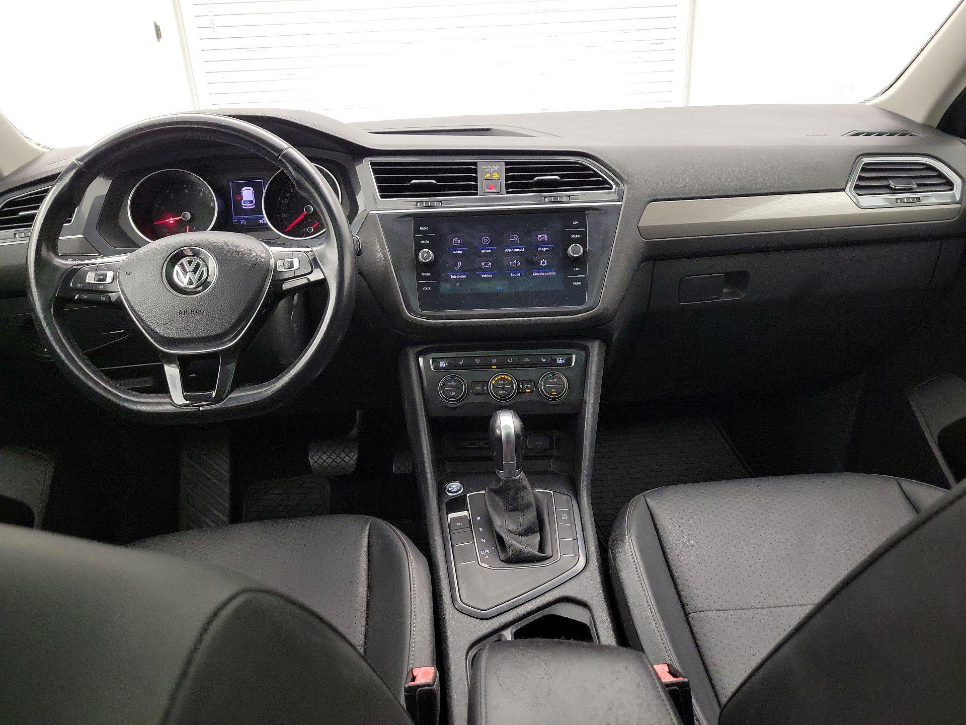 Thumbnail: 2019 Volkswagen Tiguan - 9