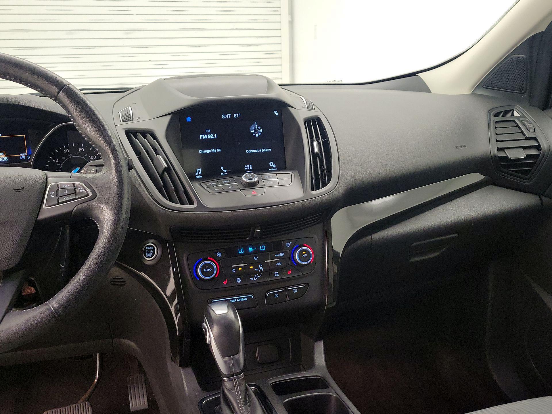 Thumbnail: 2019 Ford Escape - 9