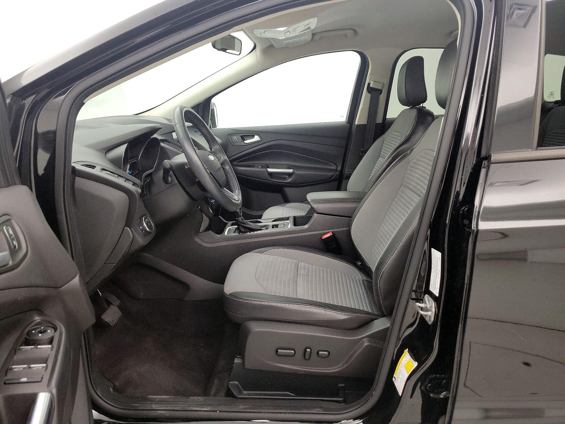 Thumbnail: 2019 Ford Escape - 11