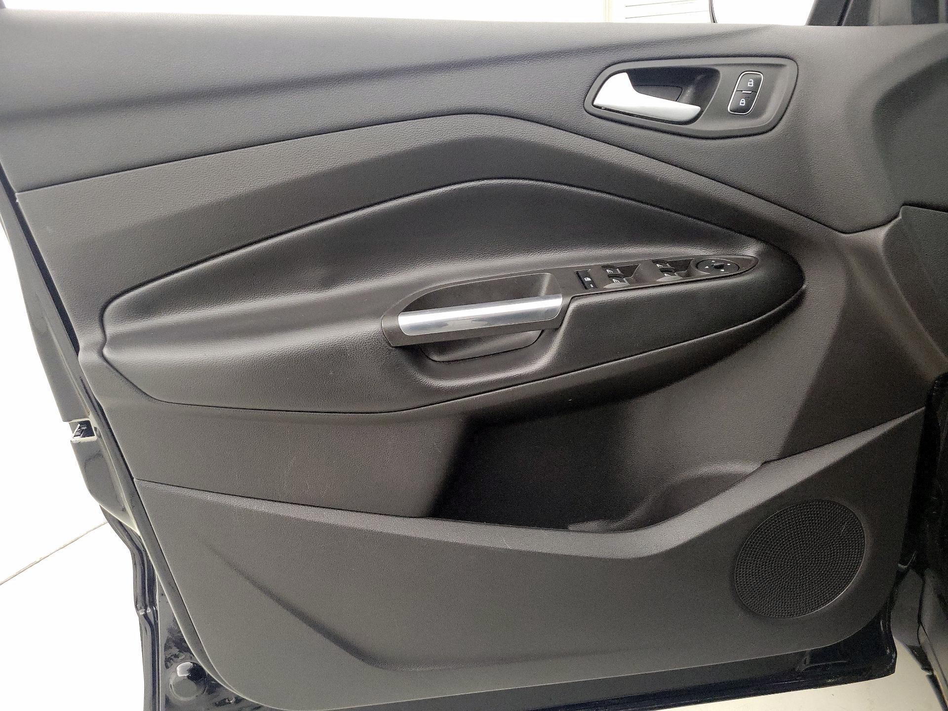 Thumbnail: 2019 Ford Escape - 12