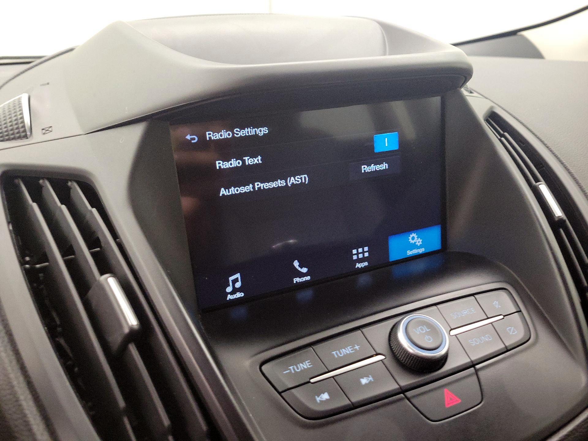 Thumbnail: 2019 Ford Escape - 15