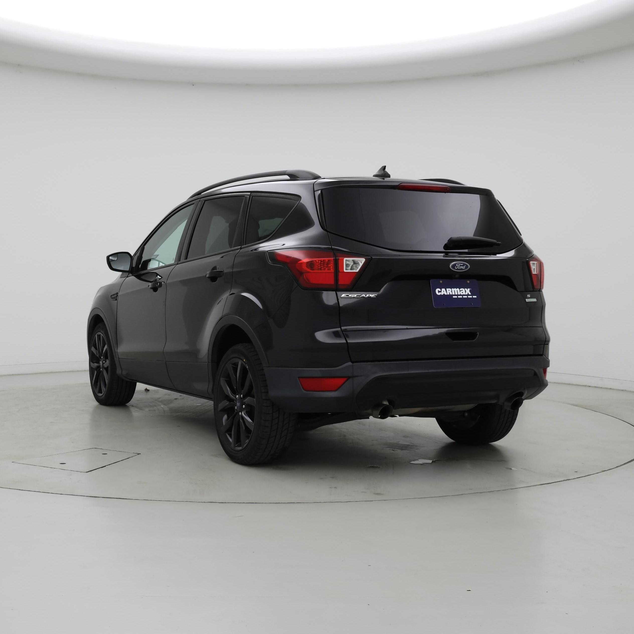 Thumbnail: 2019 Ford Escape - 2