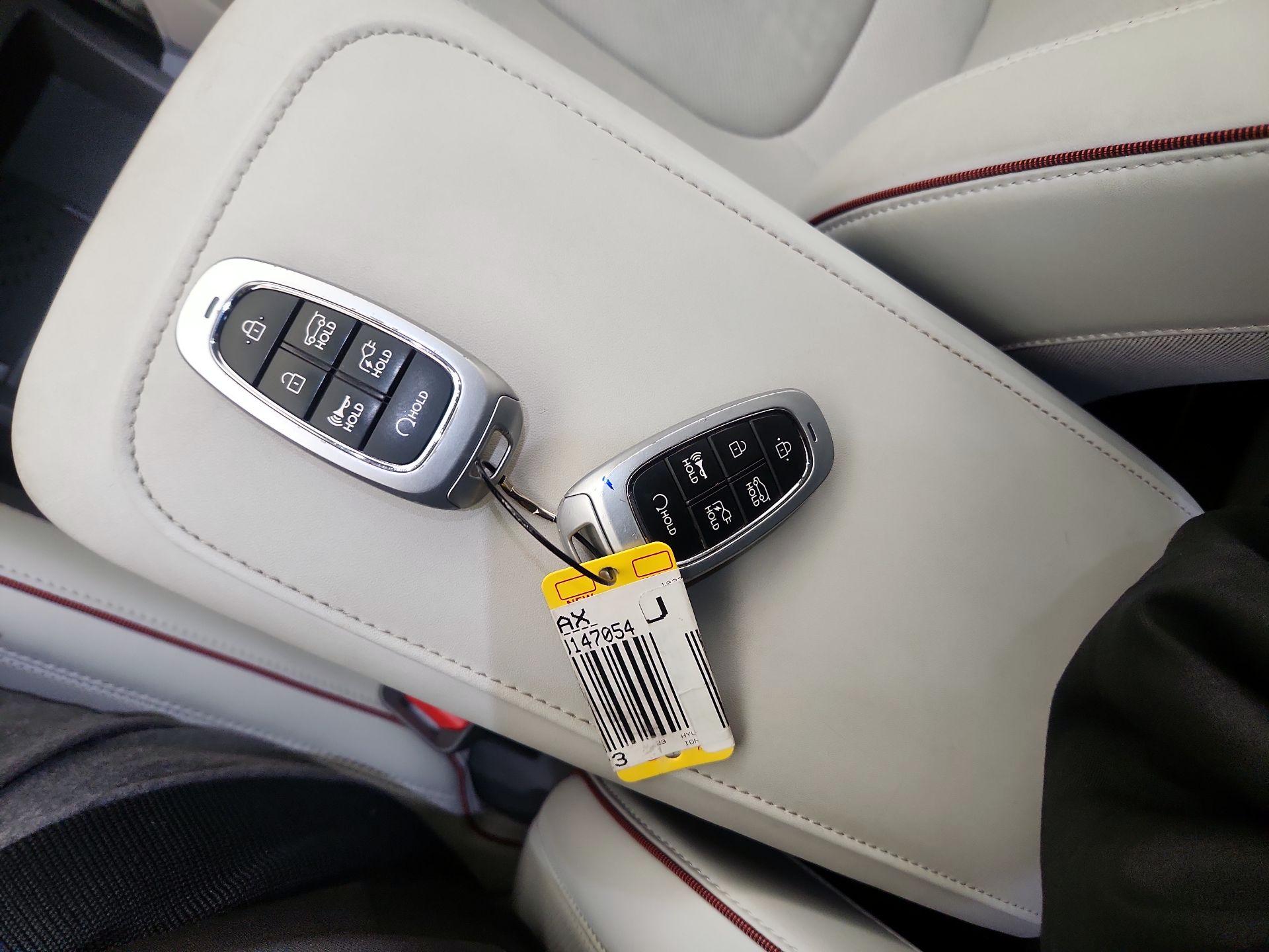 Thumbnail: 2023 Hyundai Ioniq 5 - 20