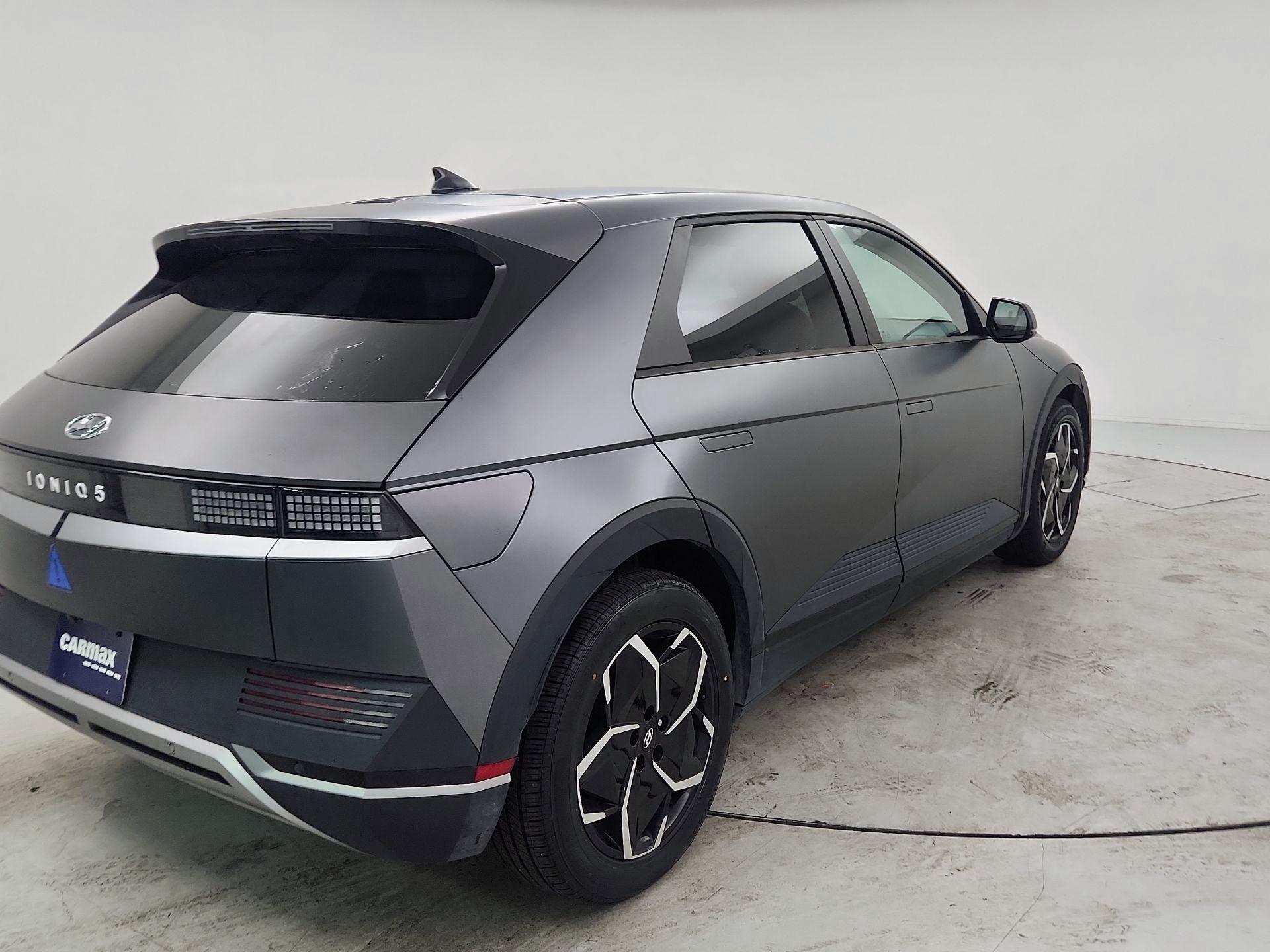 Thumbnail: 2023 Hyundai Ioniq 5 - 5