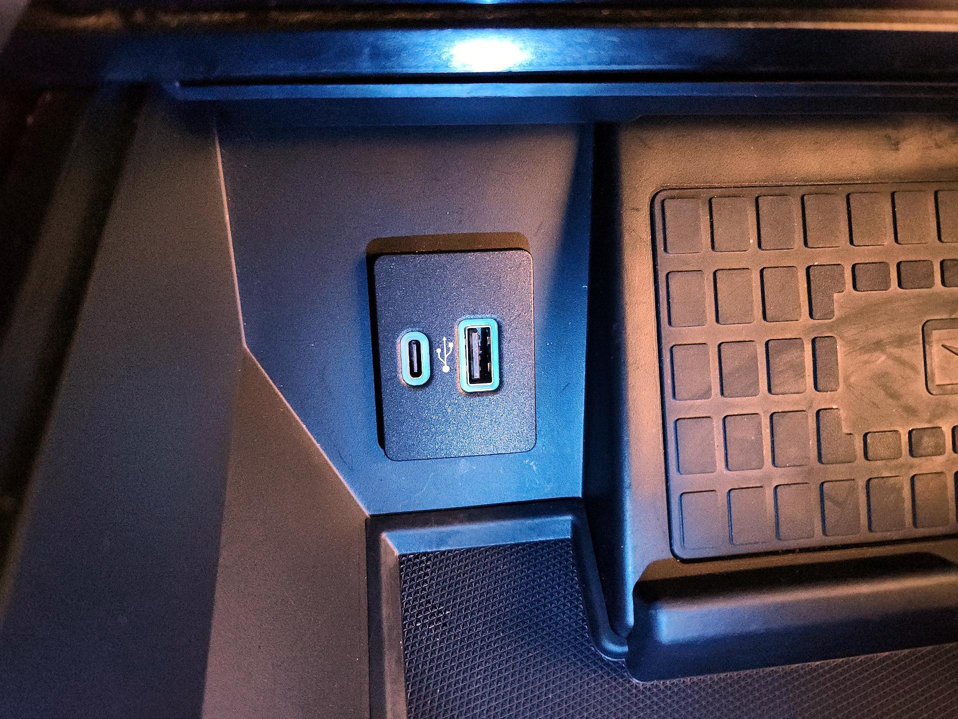 Thumbnail: 2021 Ford F-150 - 19