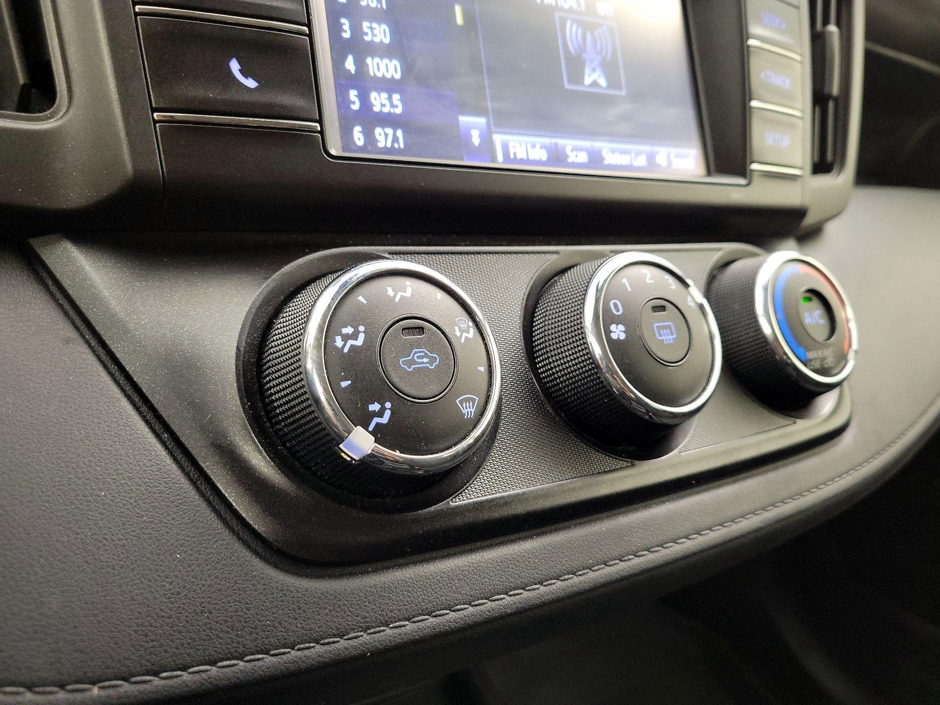 Thumbnail: 2017 Toyota RAV4 - 16