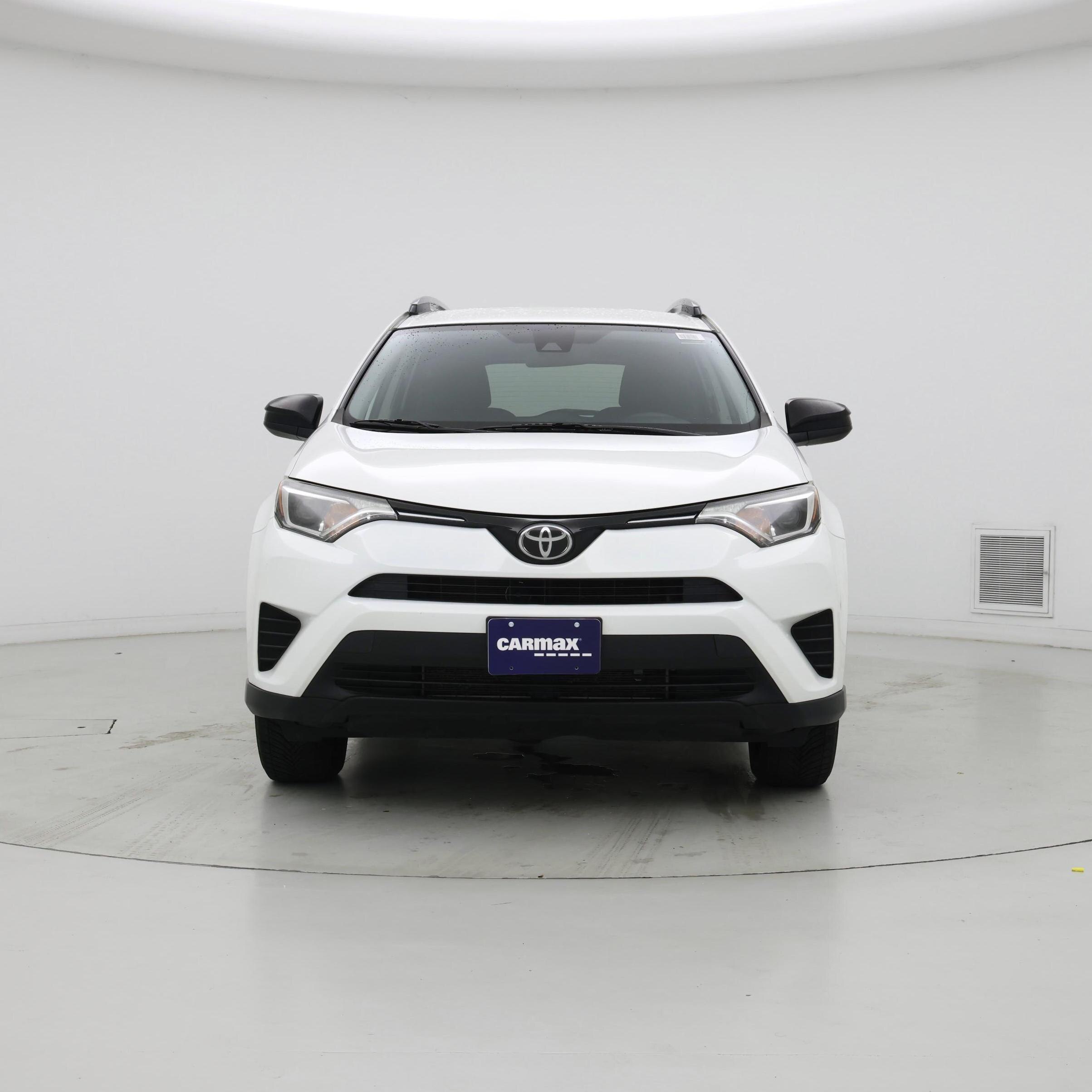 Thumbnail: 2017 Toyota RAV4 - 5