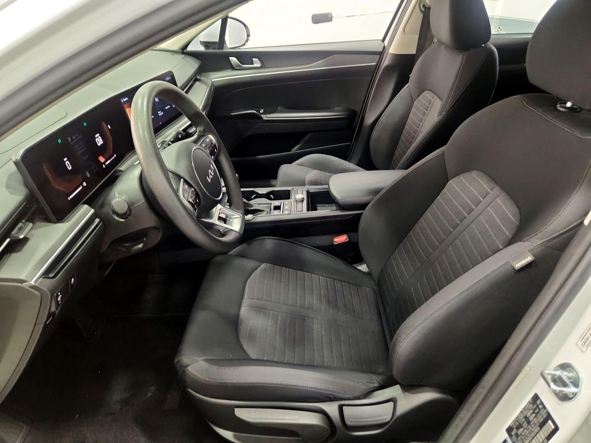 Thumbnail: 2025 Kia K5 - 11