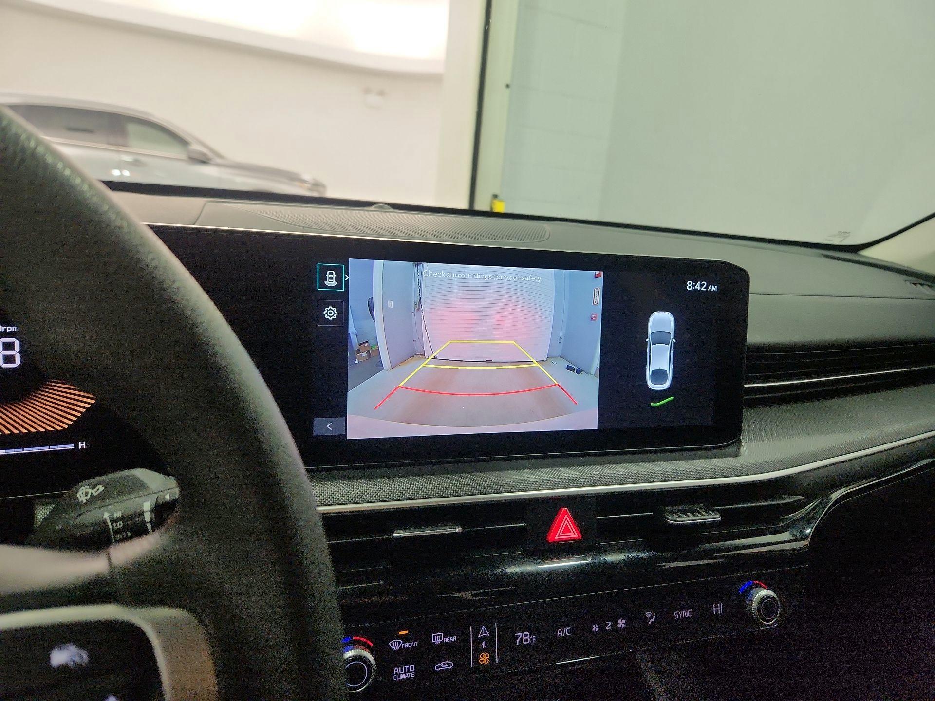 Thumbnail: 2025 Kia K5 - 14