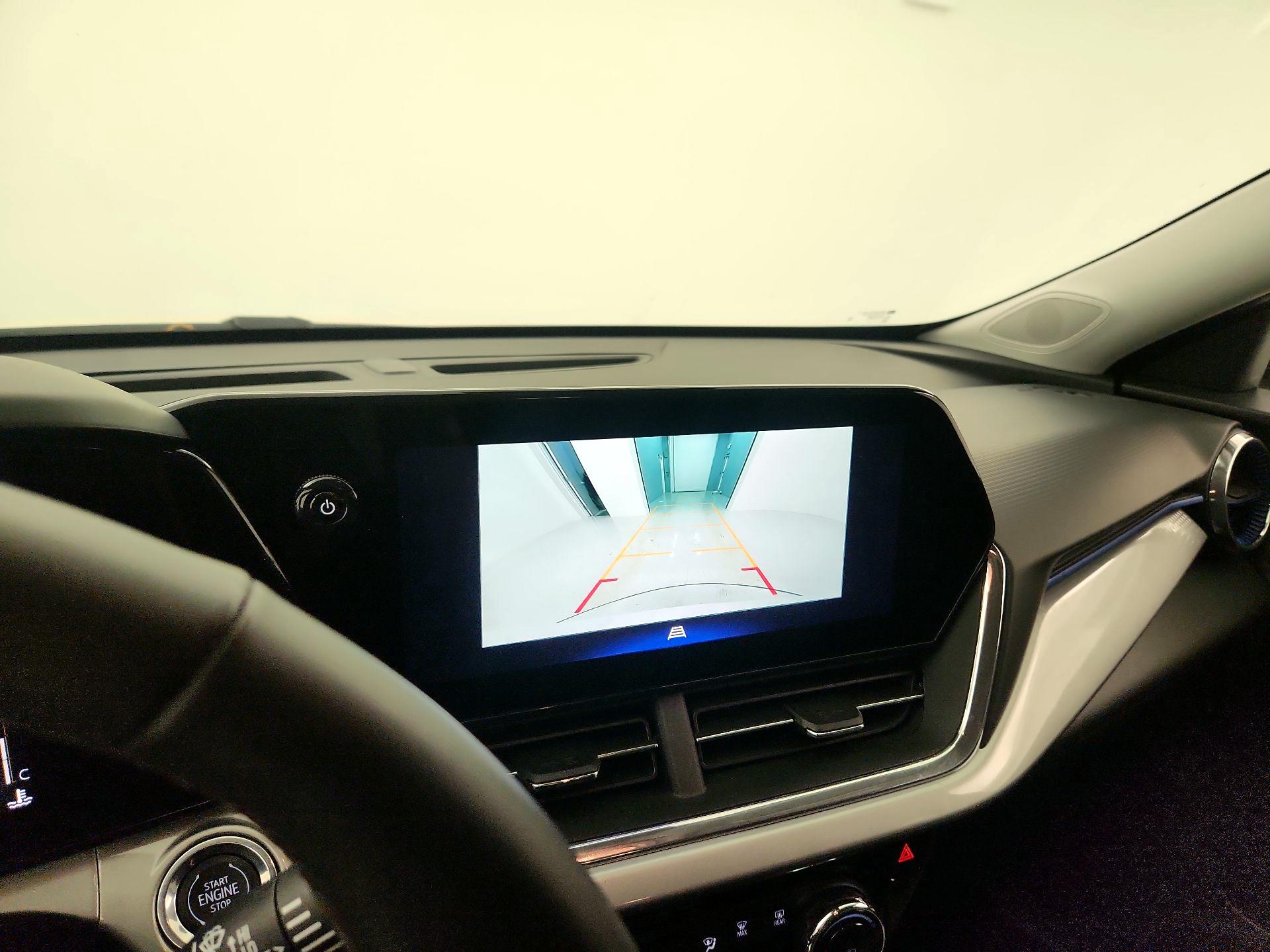 Thumbnail: 2025 Chevrolet Trax - 14