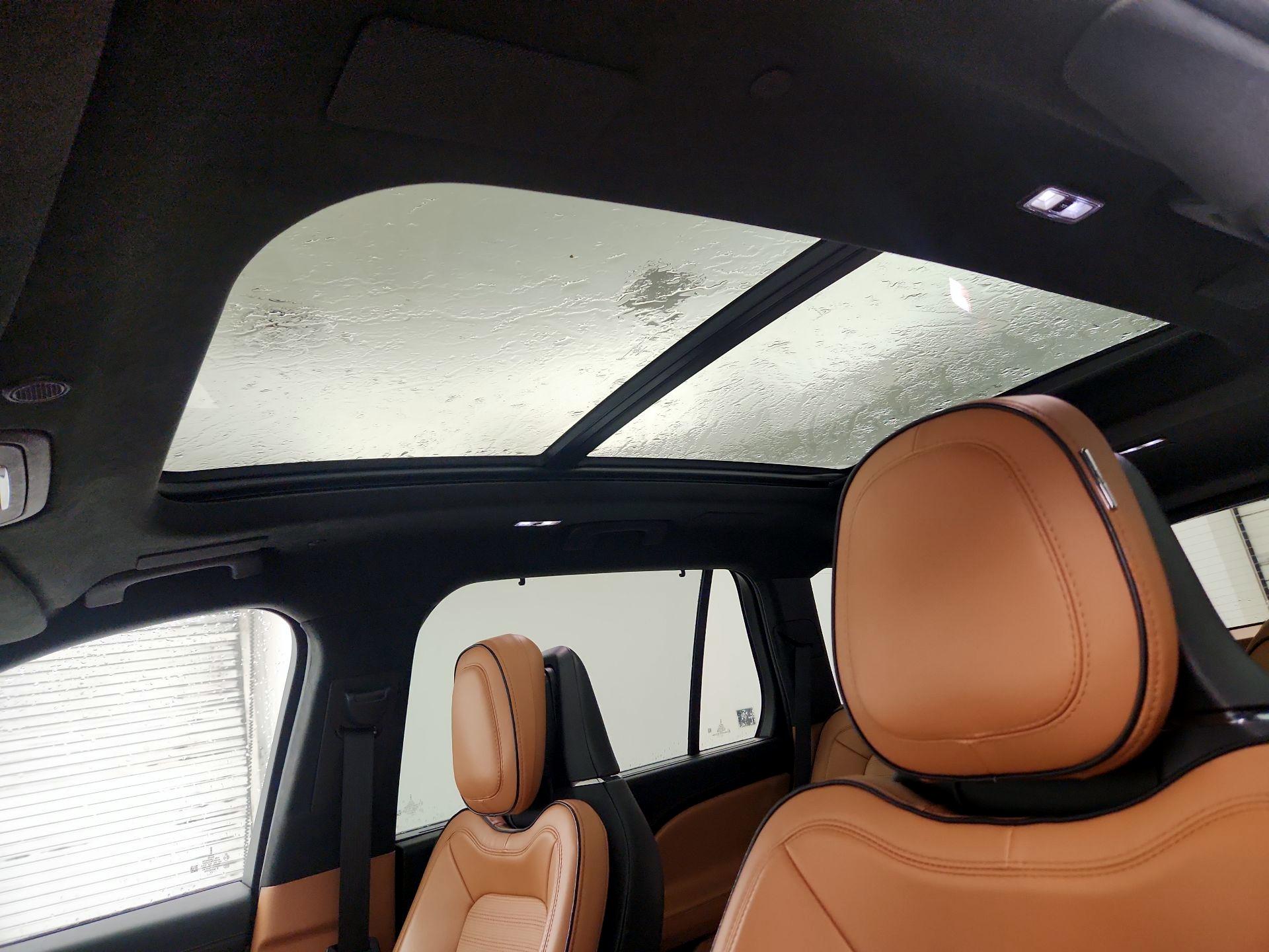 Thumbnail: 2023 Lincoln Aviator - 18