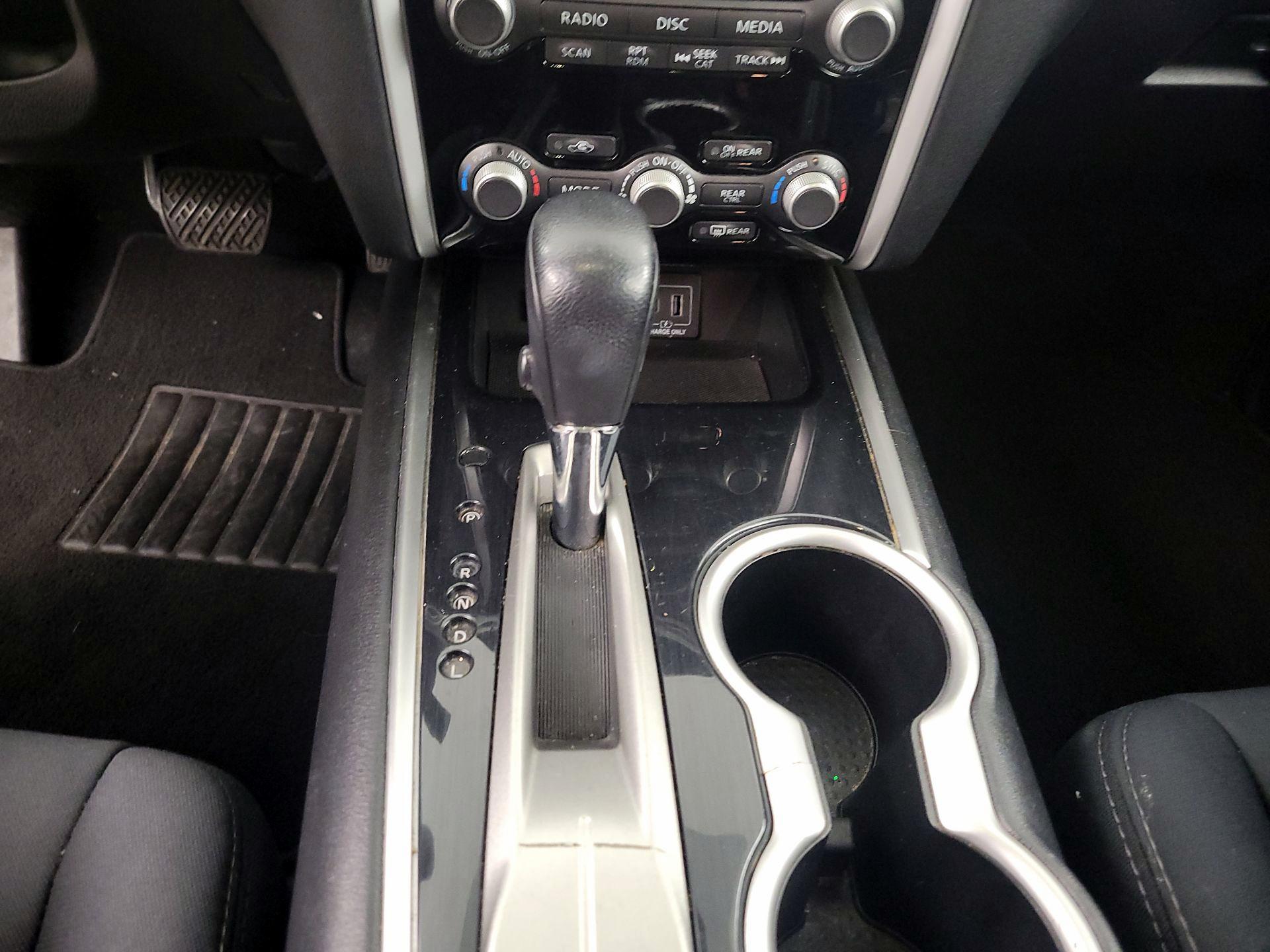 Thumbnail: 2019 Nissan Pathfinder - 17