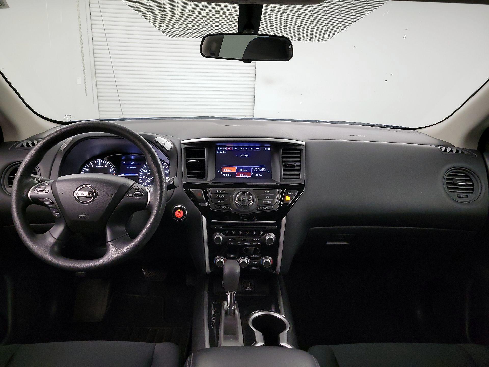 Thumbnail: 2019 Nissan Pathfinder - 9