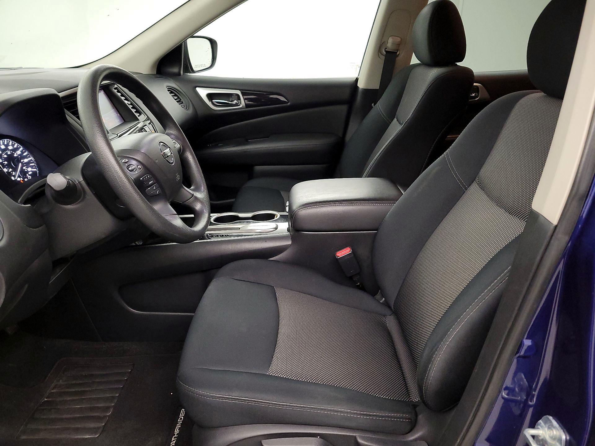 Thumbnail: 2019 Nissan Pathfinder - 11