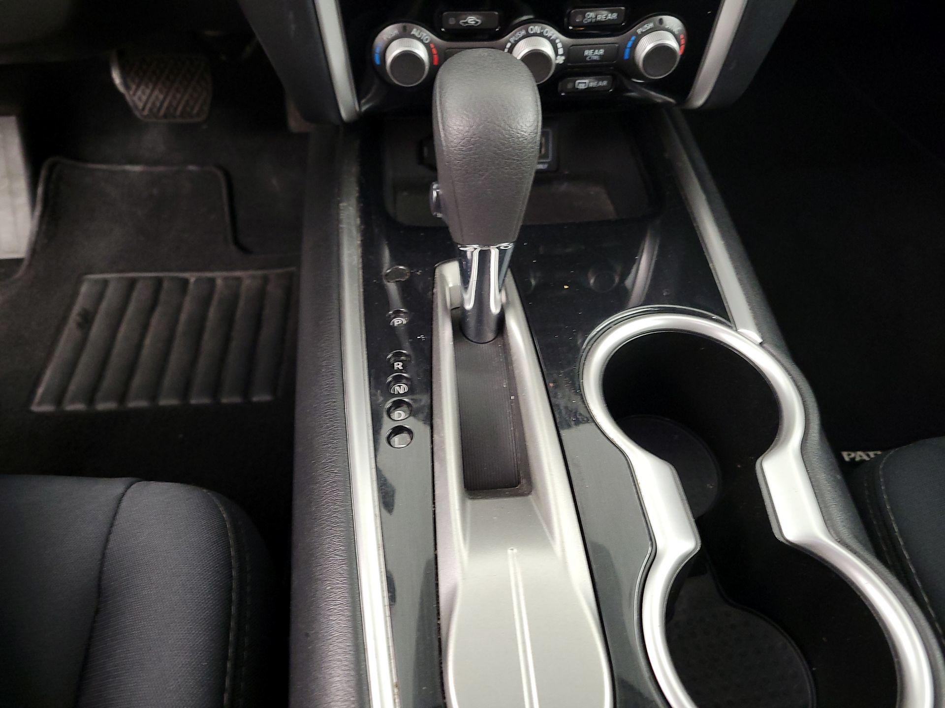 Thumbnail: 2019 Nissan Pathfinder - 17