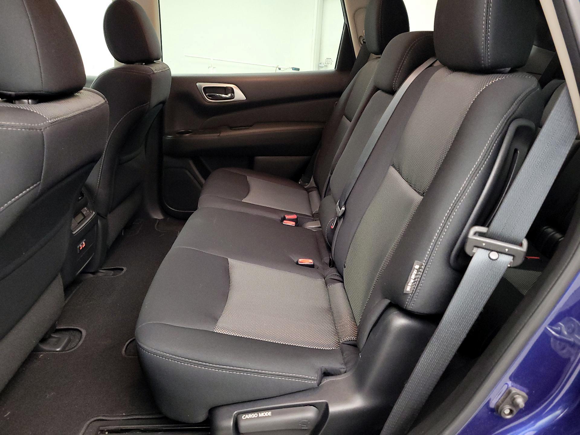 Thumbnail: 2019 Nissan Pathfinder - 19