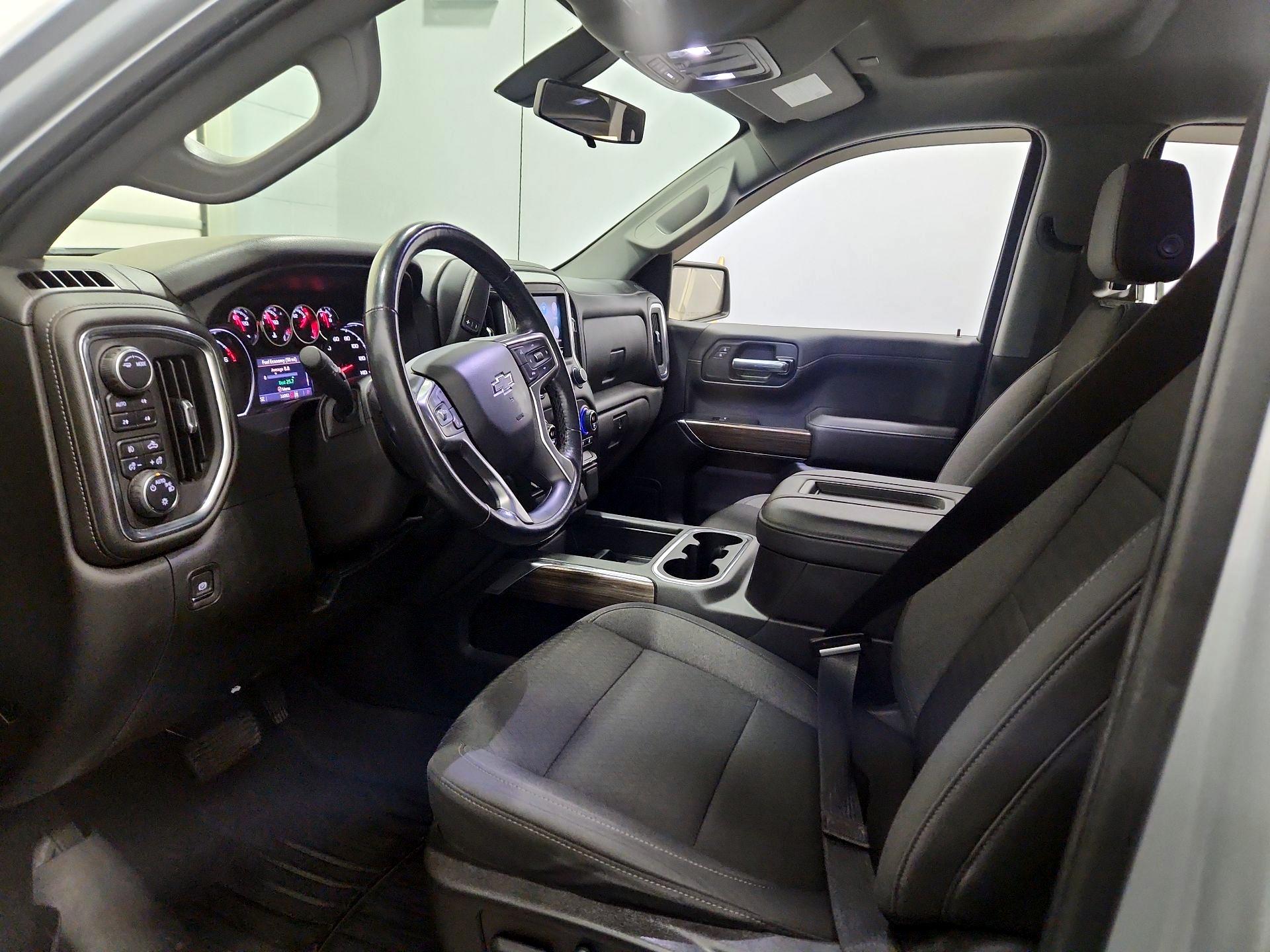 Thumbnail: 2021 Chevrolet Silverado 1500 - 11