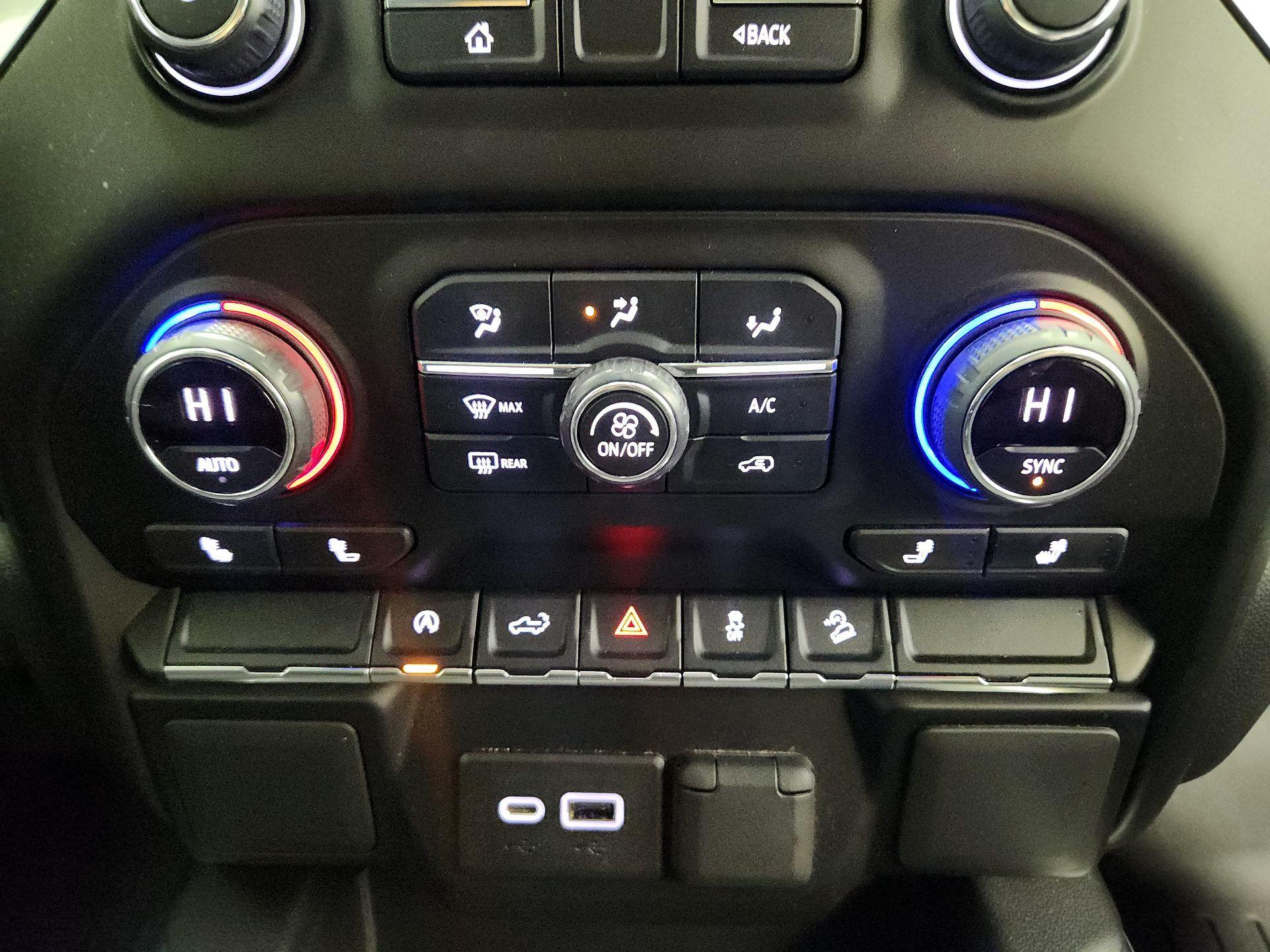 Thumbnail: 2021 Chevrolet Silverado 1500 - 16