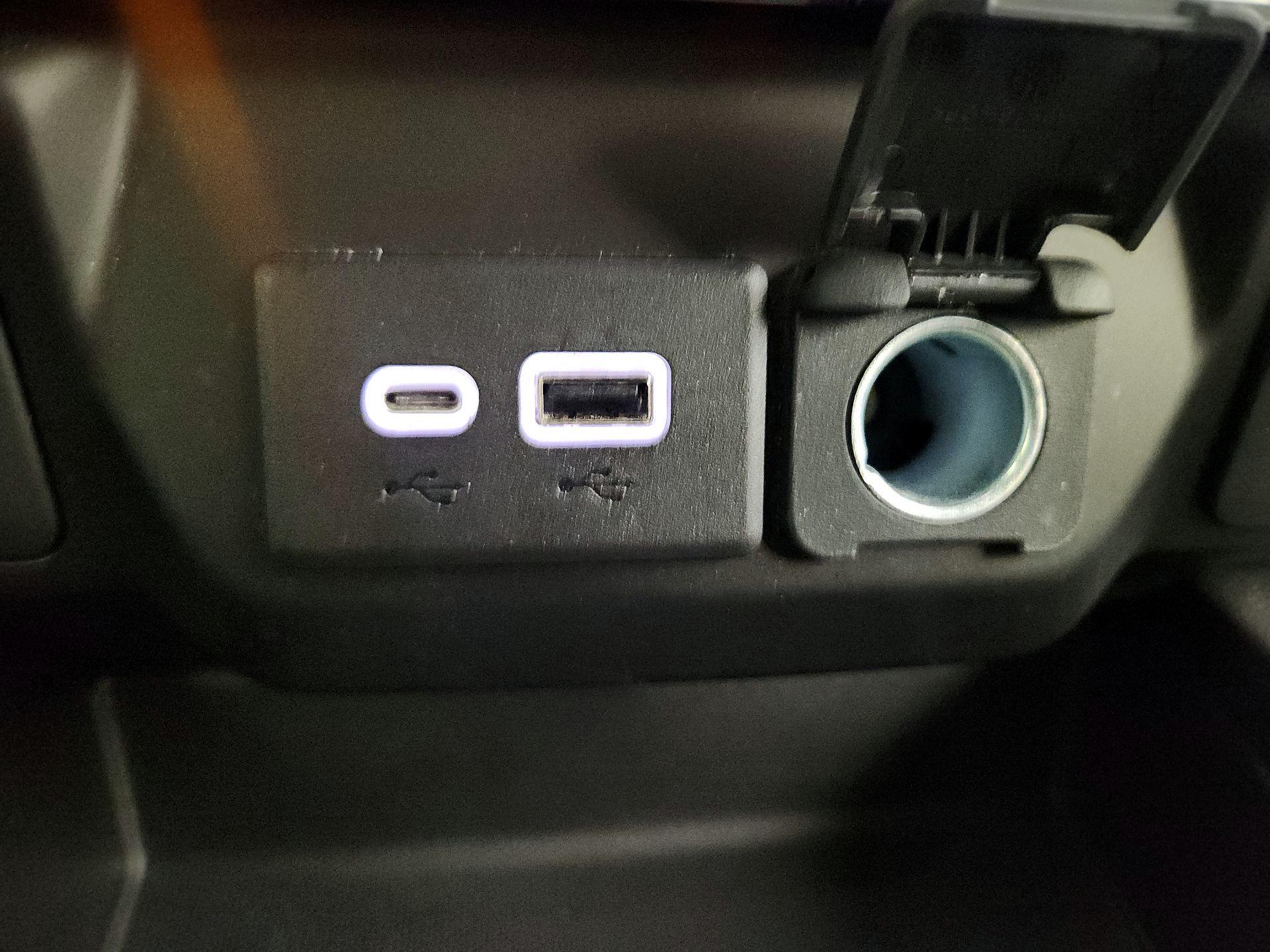 Thumbnail: 2021 Chevrolet Silverado 1500 - 18