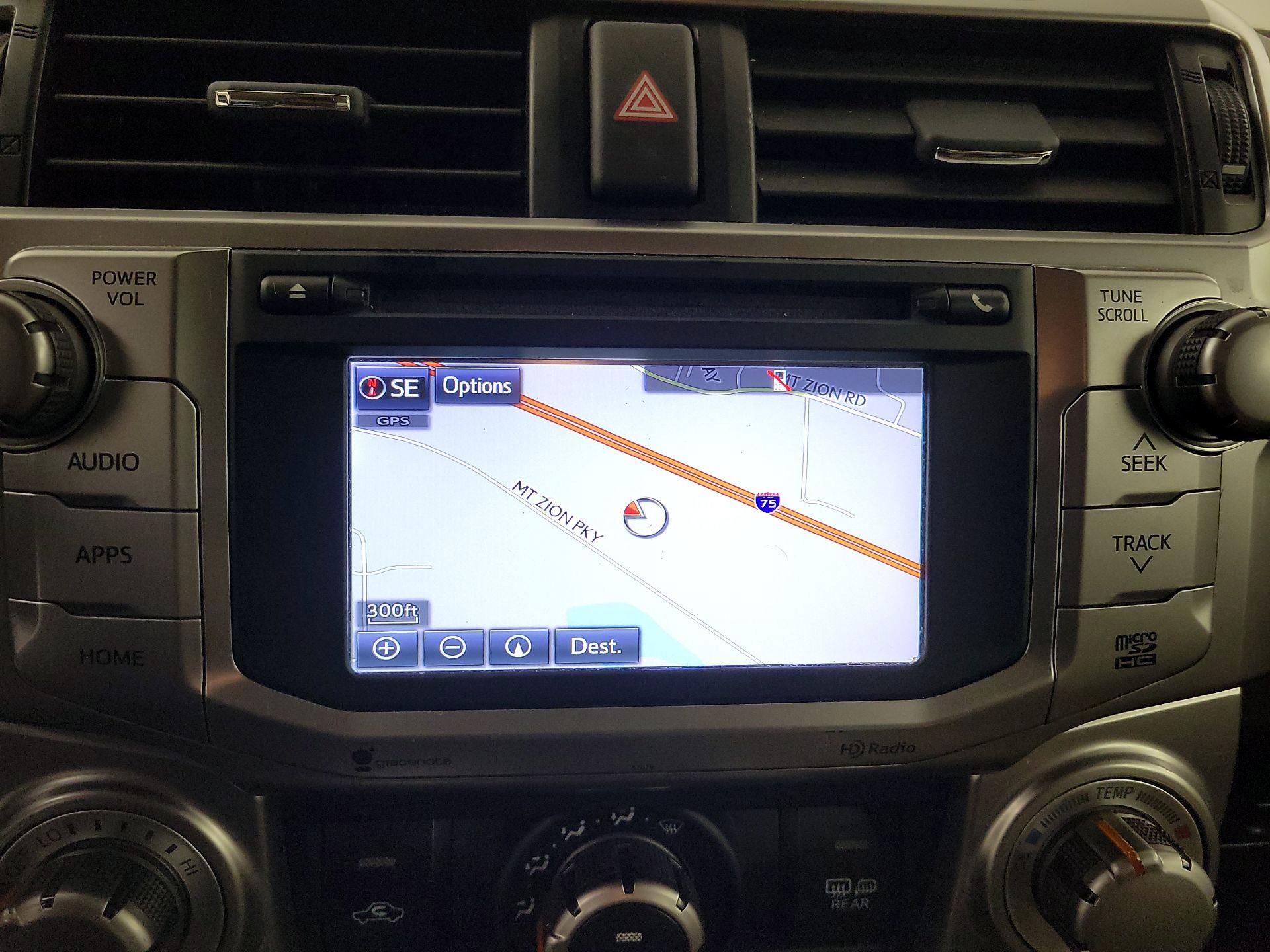 Thumbnail: 2015 Toyota 4Runner - 14