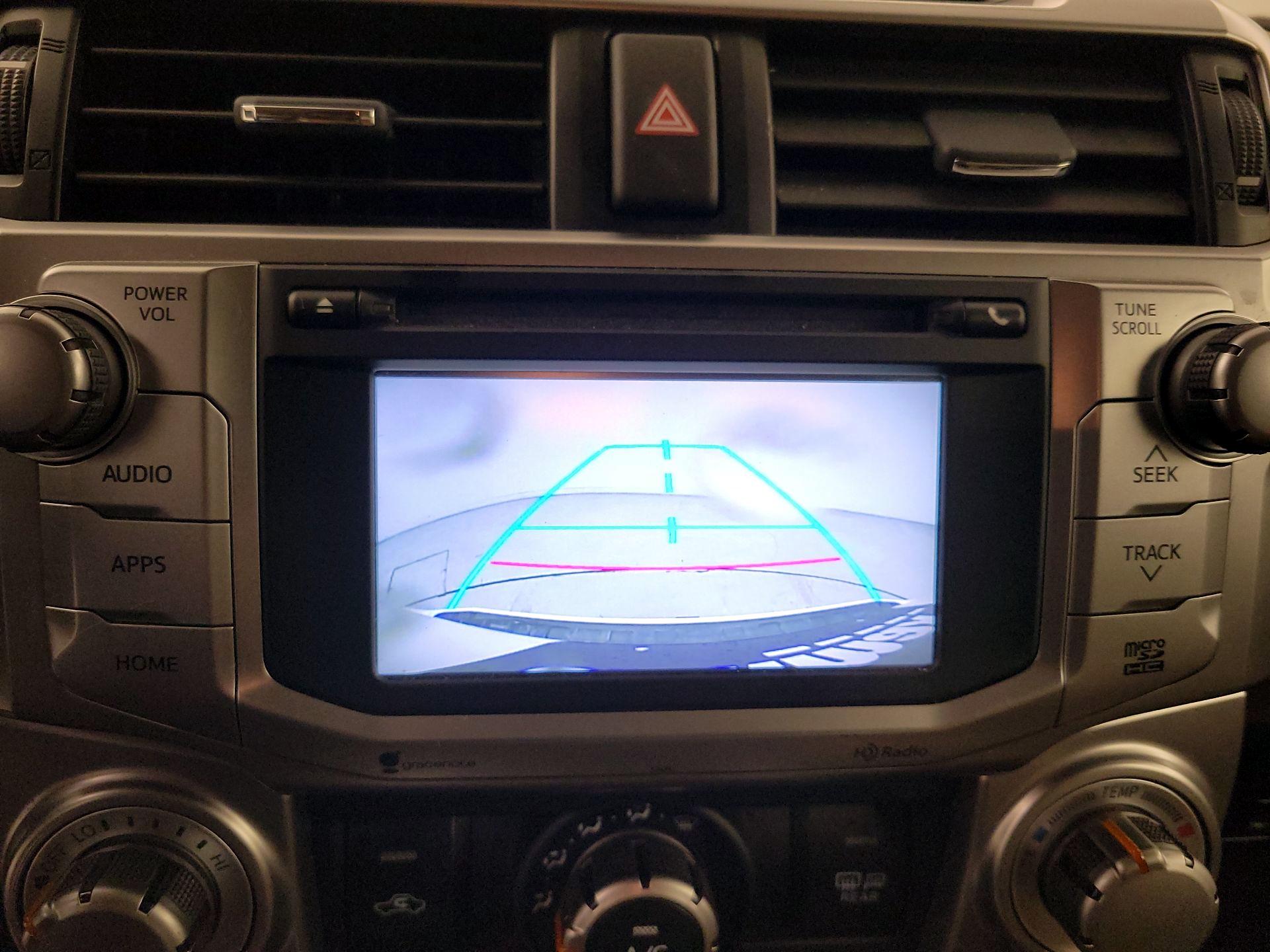 Thumbnail: 2015 Toyota 4Runner - 15