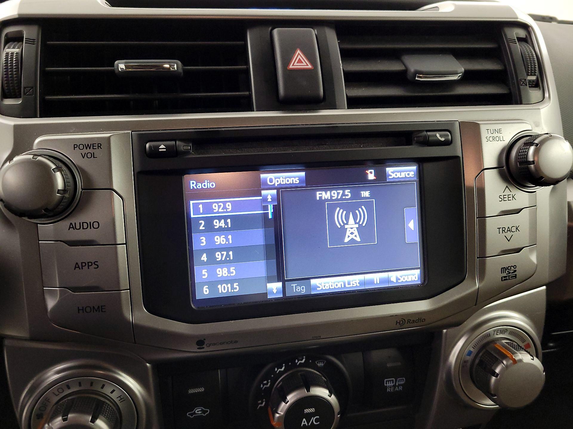 Thumbnail: 2015 Toyota 4Runner - 16