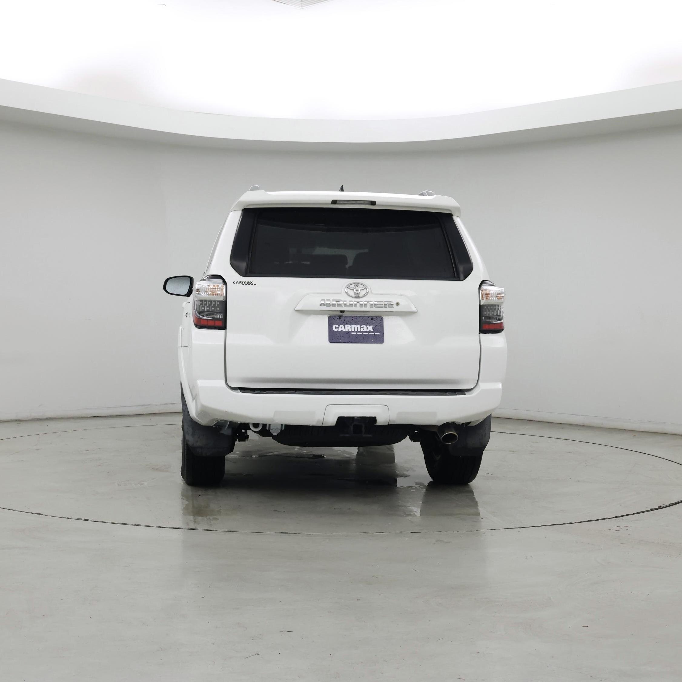 Thumbnail: 2015 Toyota 4Runner - 6