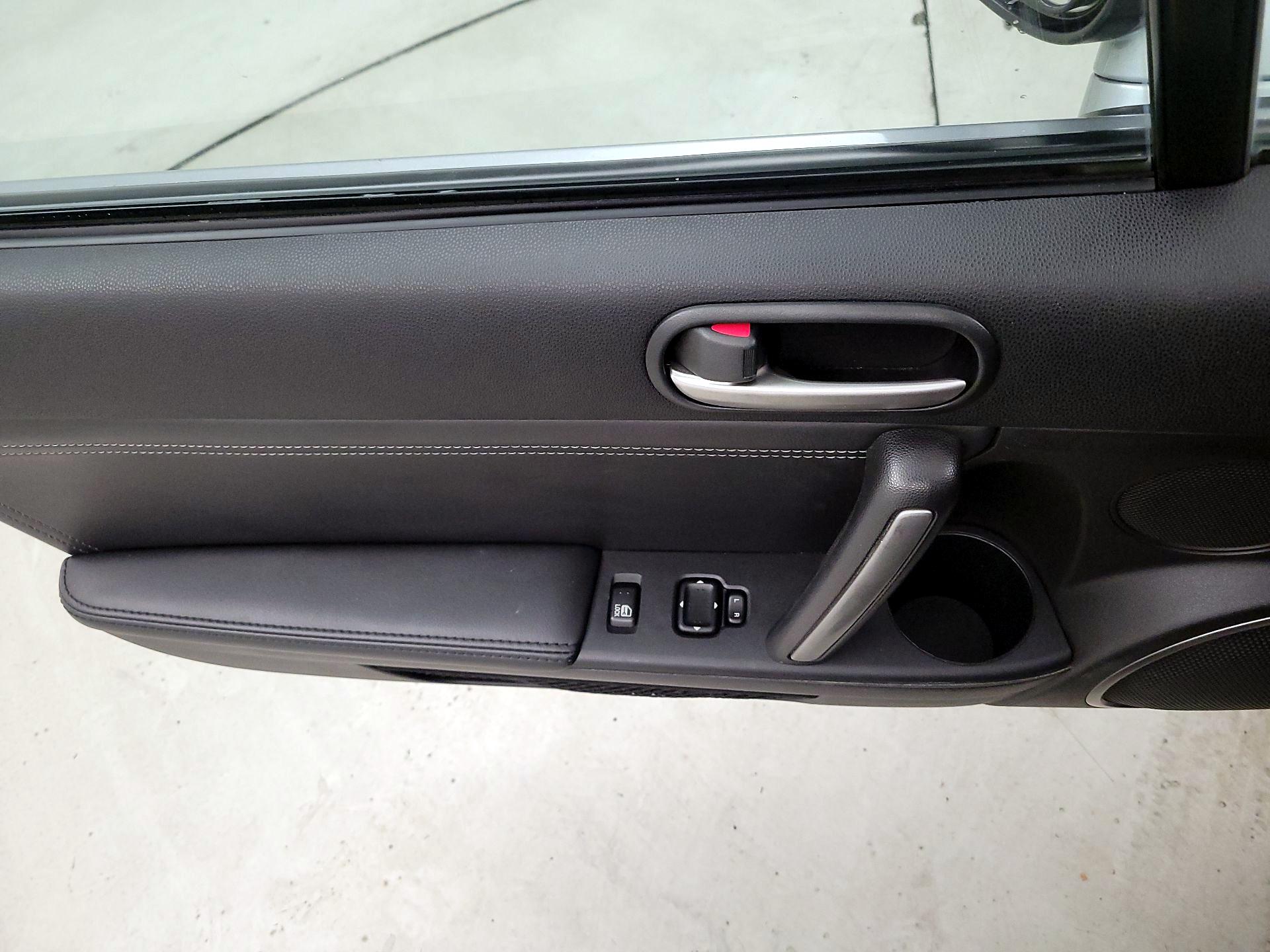 Thumbnail: 2015 Mazda MX-5 Miata - 12