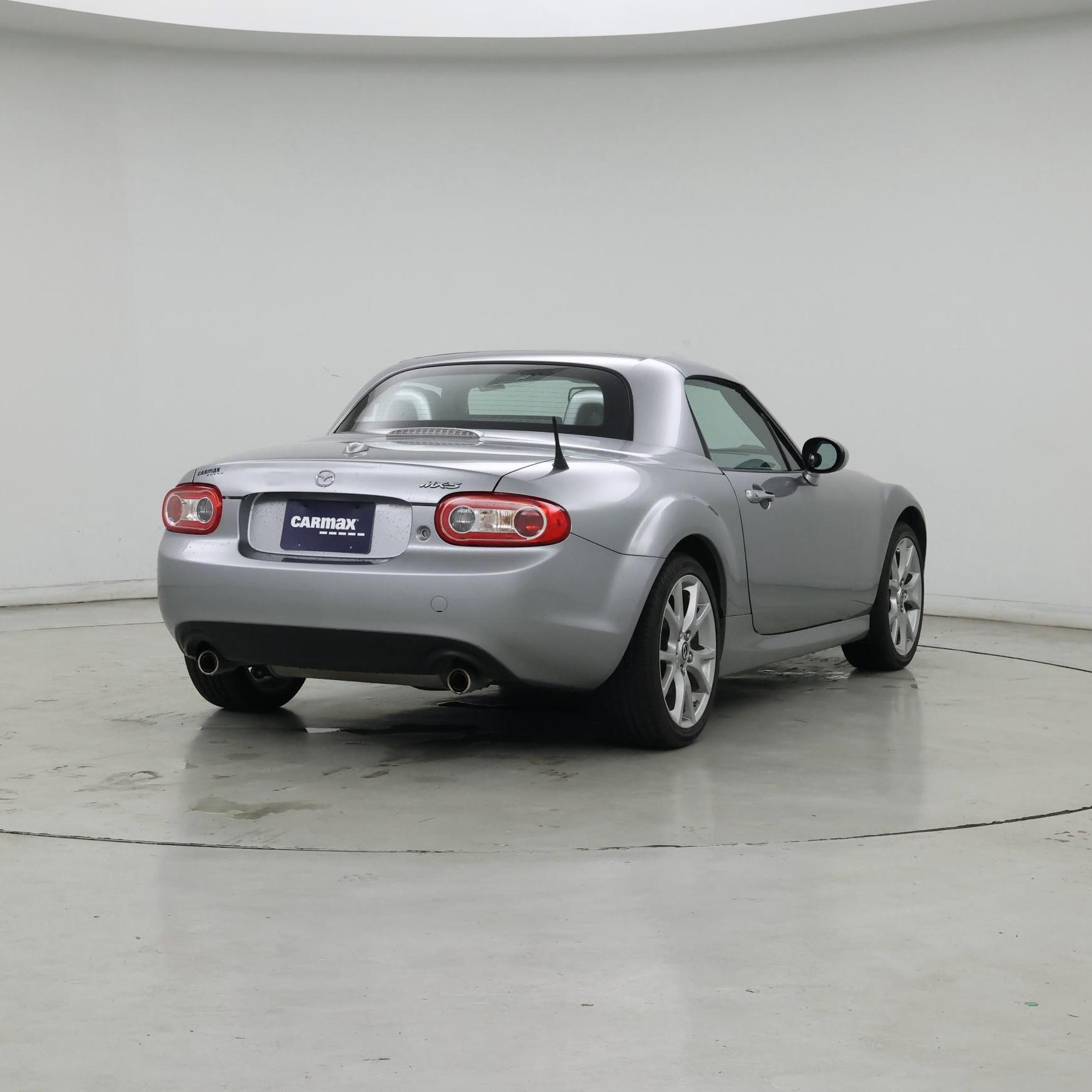 Thumbnail: 2015 Mazda MX-5 Miata - 8