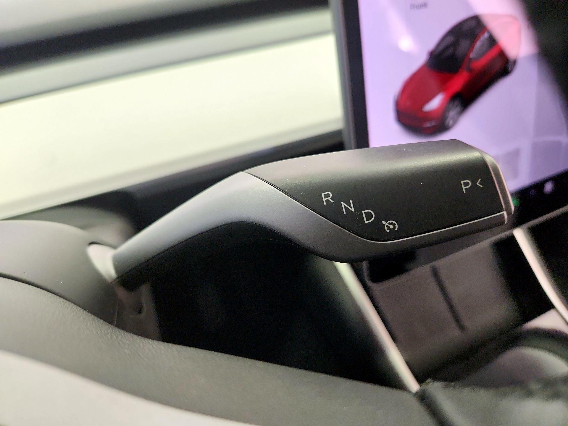 Thumbnail: 2021 Tesla Model Y - 17