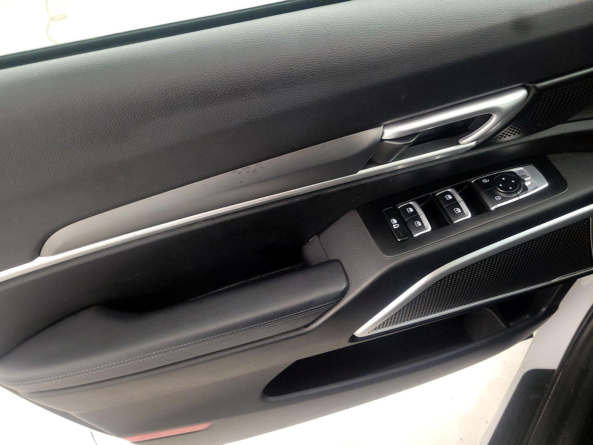 Thumbnail: 2020 Kia Telluride - 12