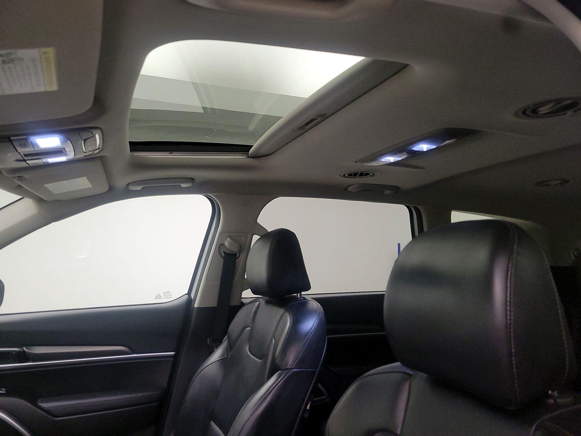 Thumbnail: 2020 Kia Telluride - 19