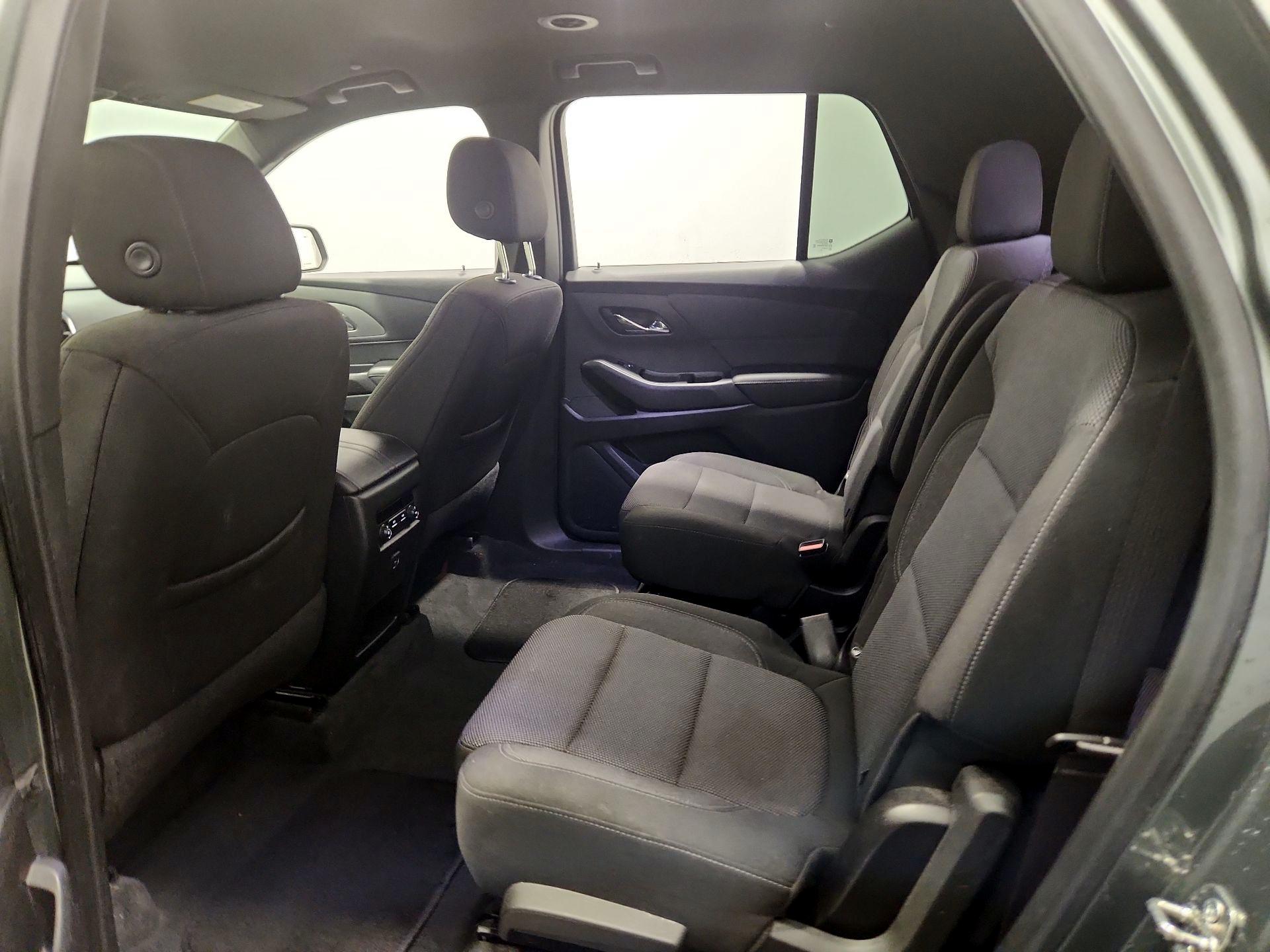 Thumbnail: 2022 Chevrolet Traverse - 20