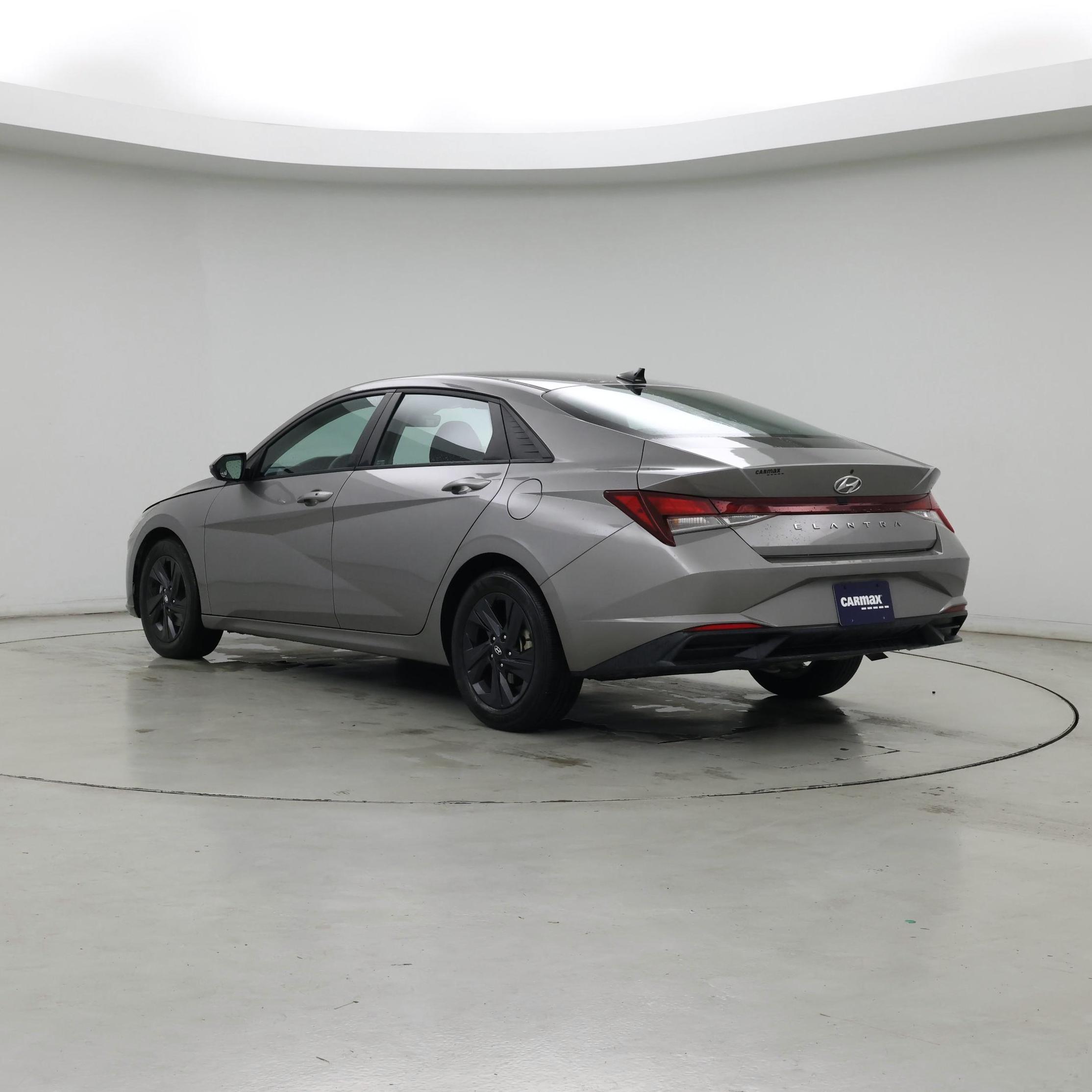 Thumbnail: 2023 Hyundai Elantra - 2