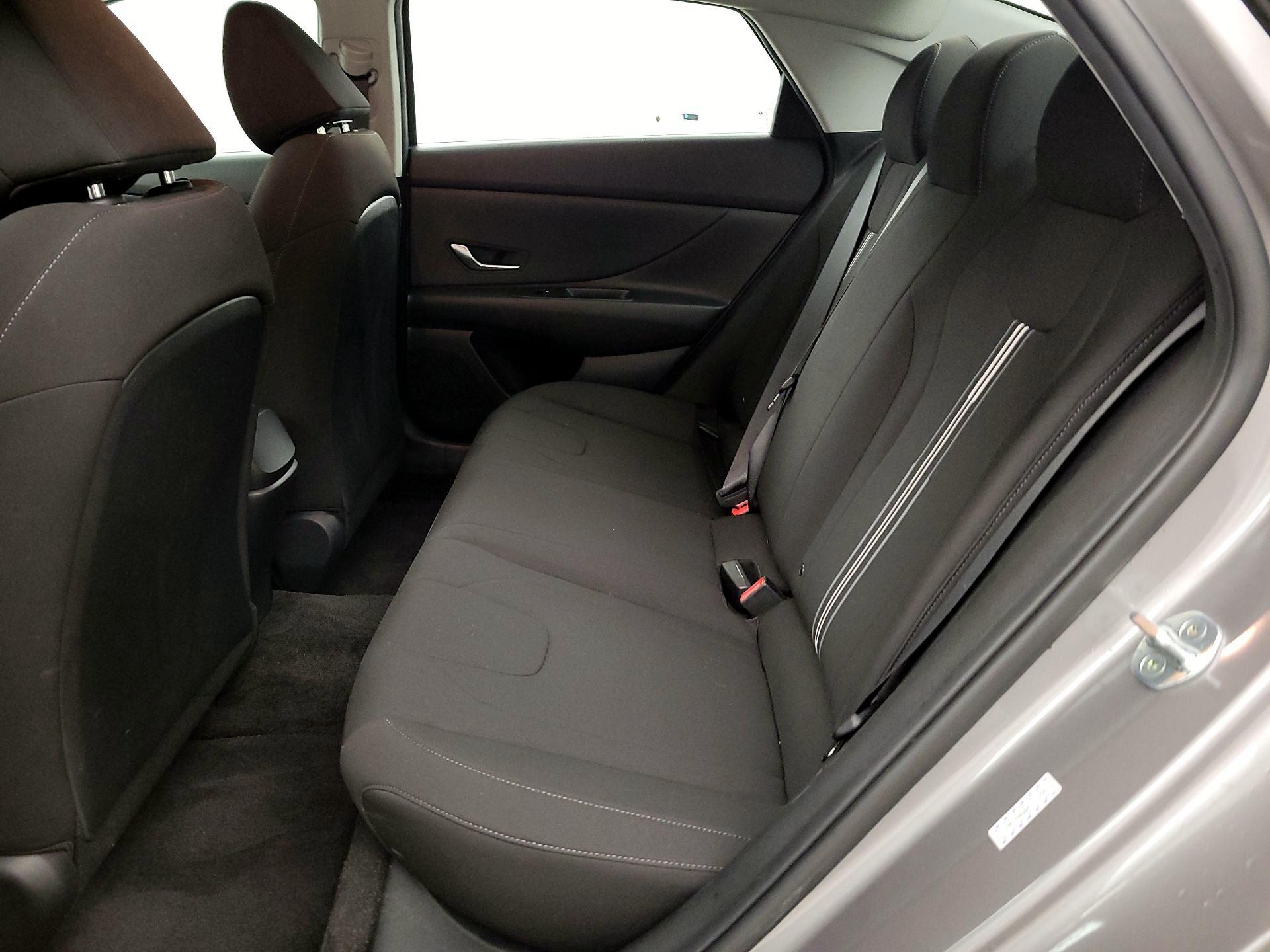 Thumbnail: 2023 Hyundai Elantra - 19