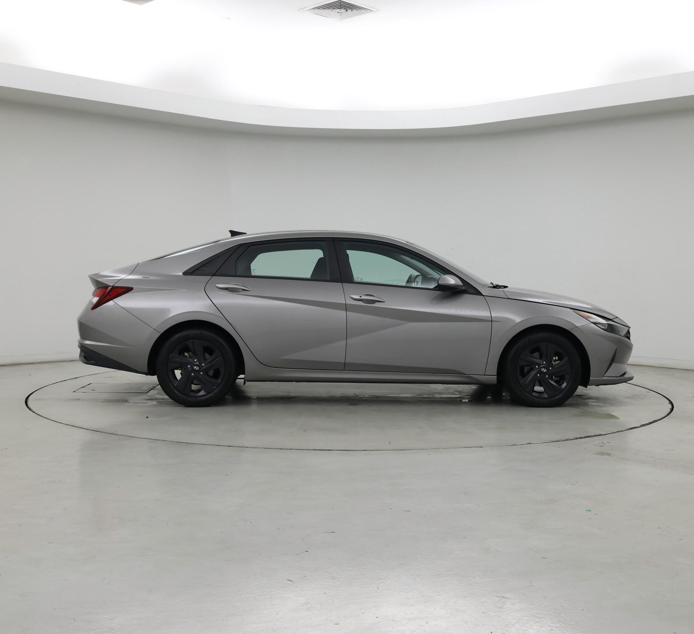 Thumbnail: 2023 Hyundai Elantra - 7