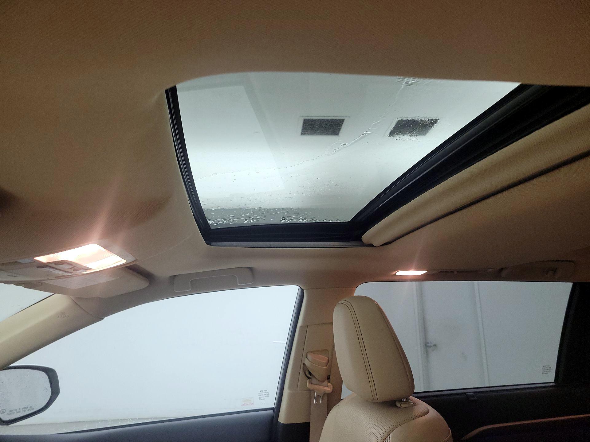 Thumbnail: 2015 Toyota Highlander - 19