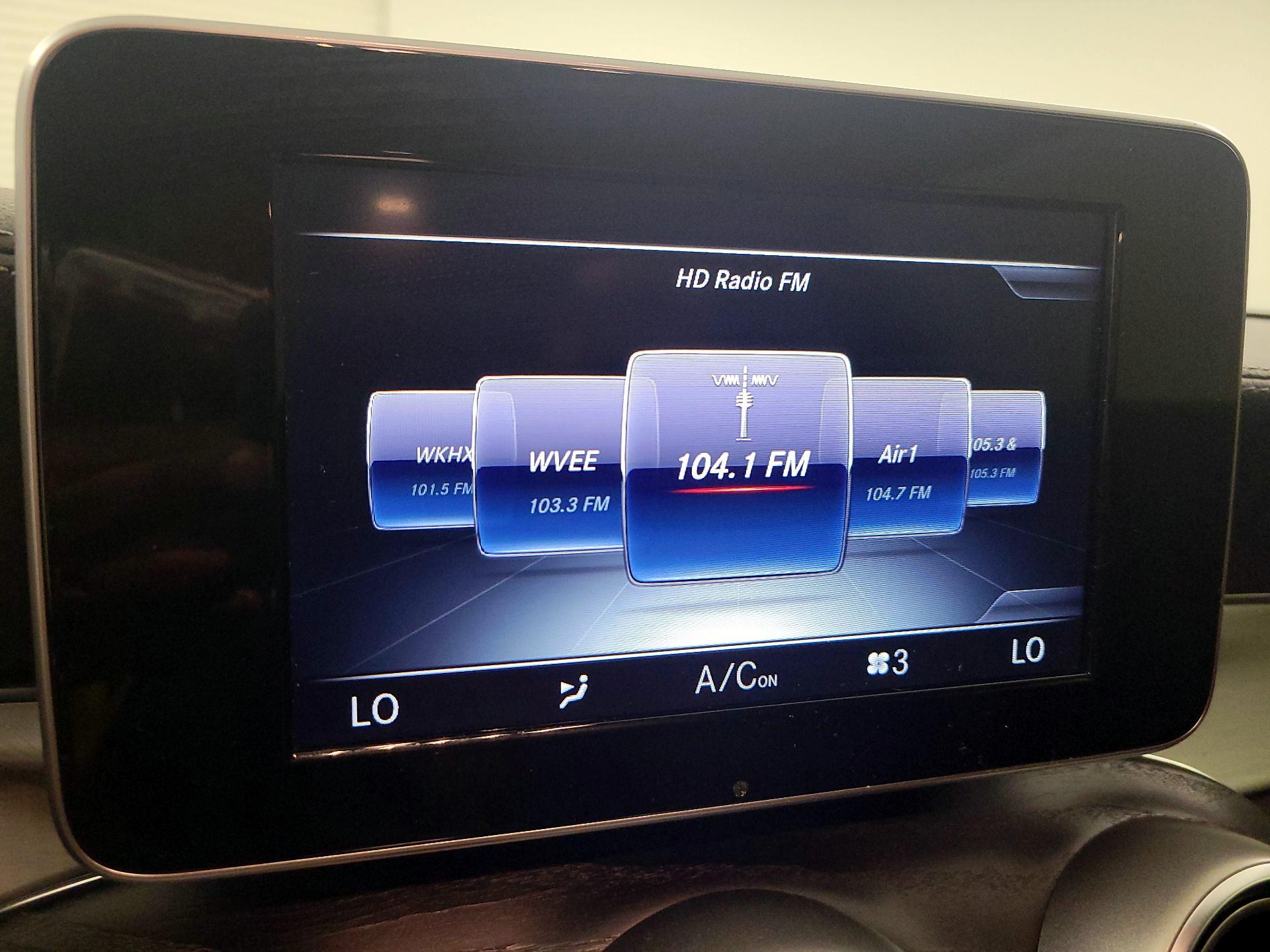 Thumbnail: 2017 Mercedes-Benz C-Class - 15