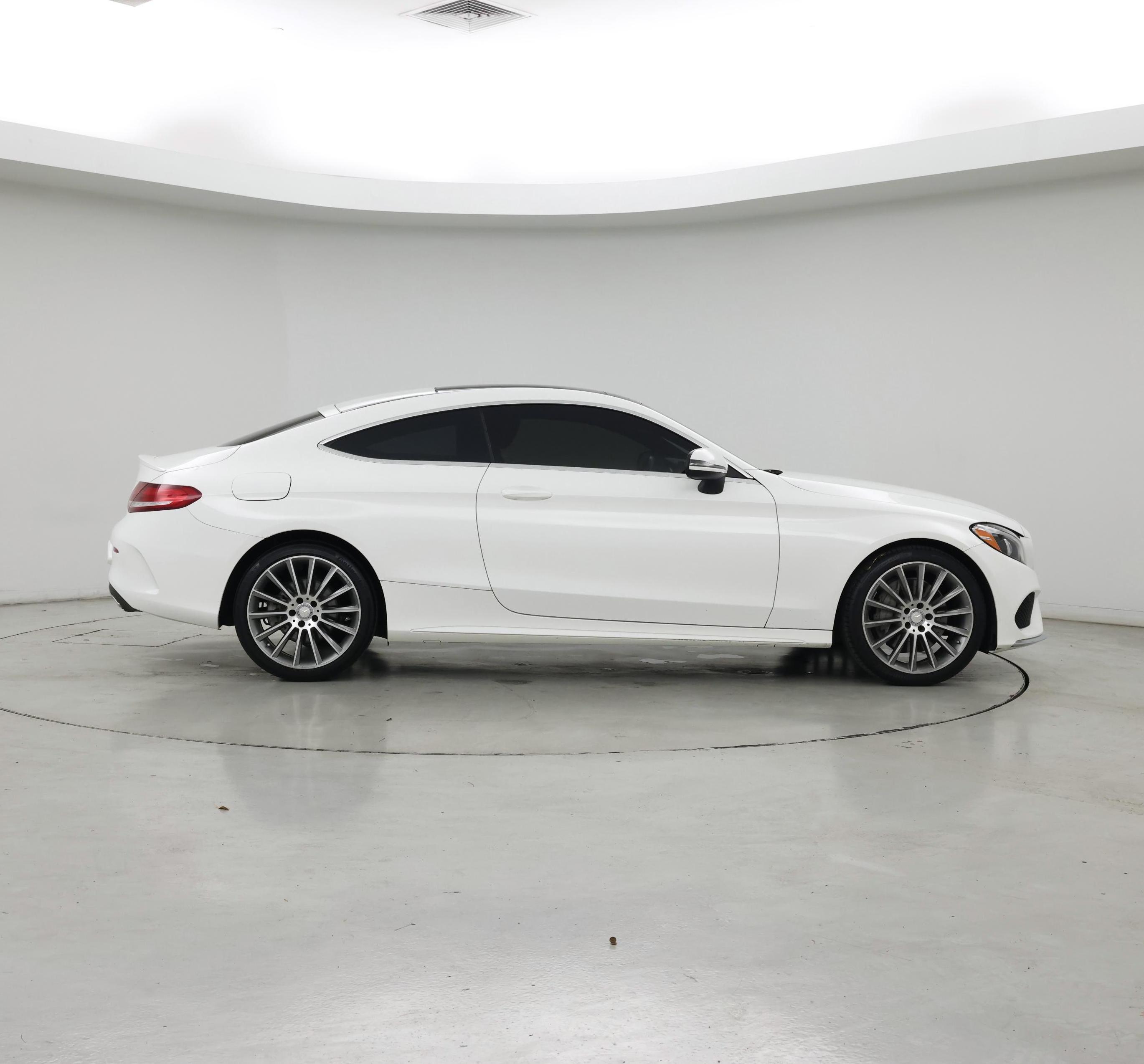 Thumbnail: 2017 Mercedes-Benz C-Class - 7