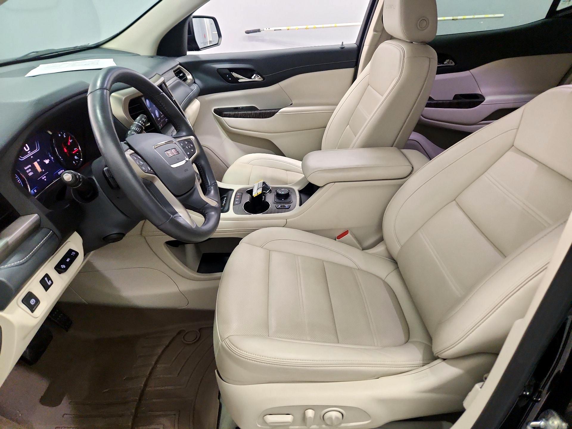 Thumbnail: 2021 GMC Acadia - 11