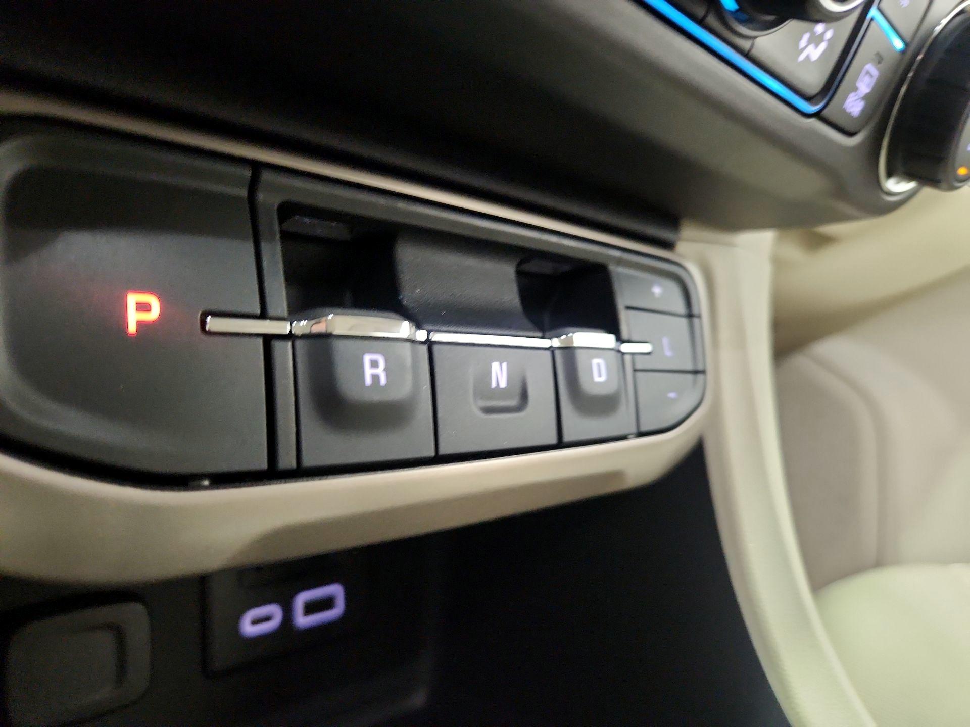 Thumbnail: 2021 GMC Acadia - 17