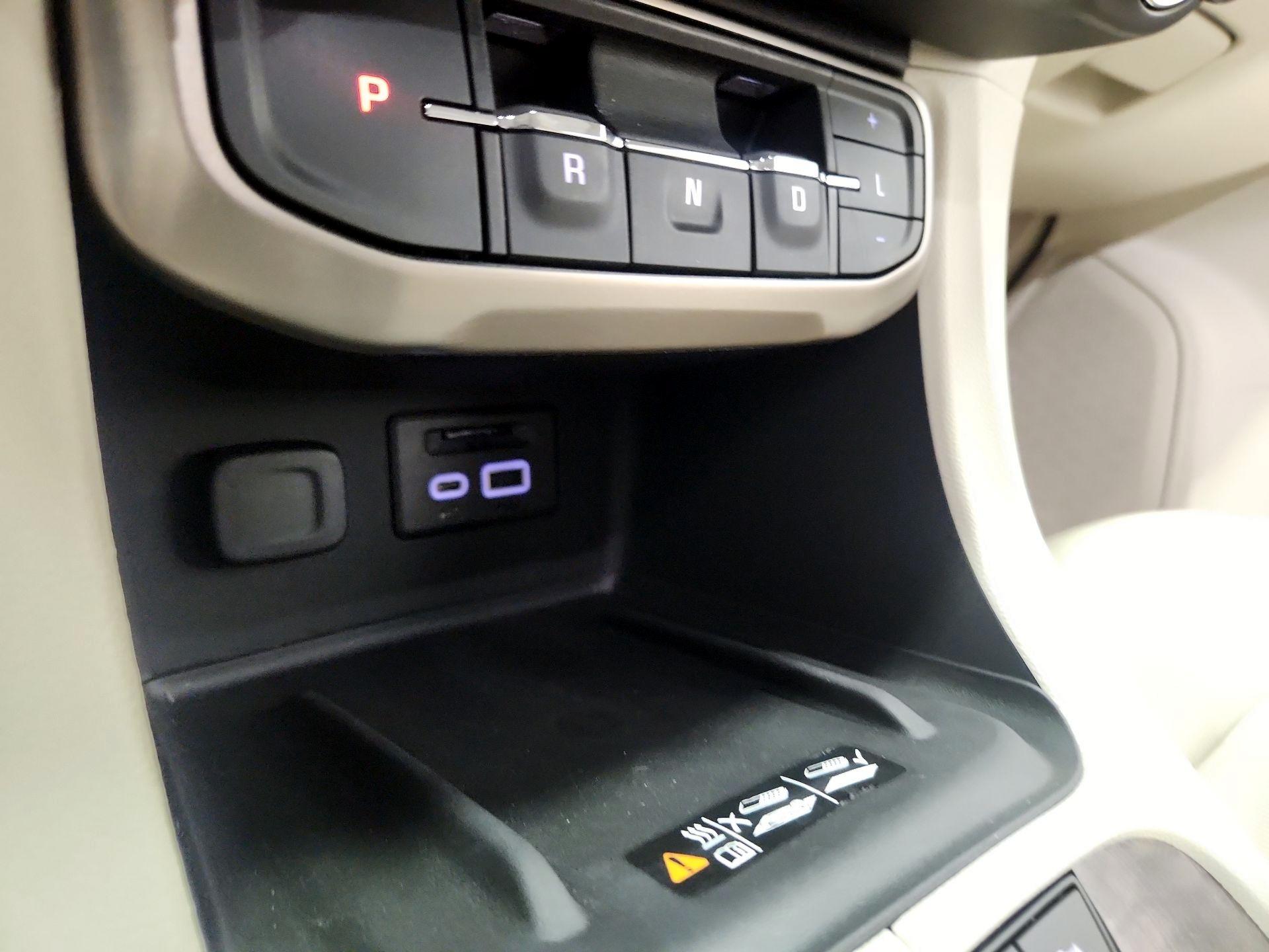 Thumbnail: 2021 GMC Acadia - 18