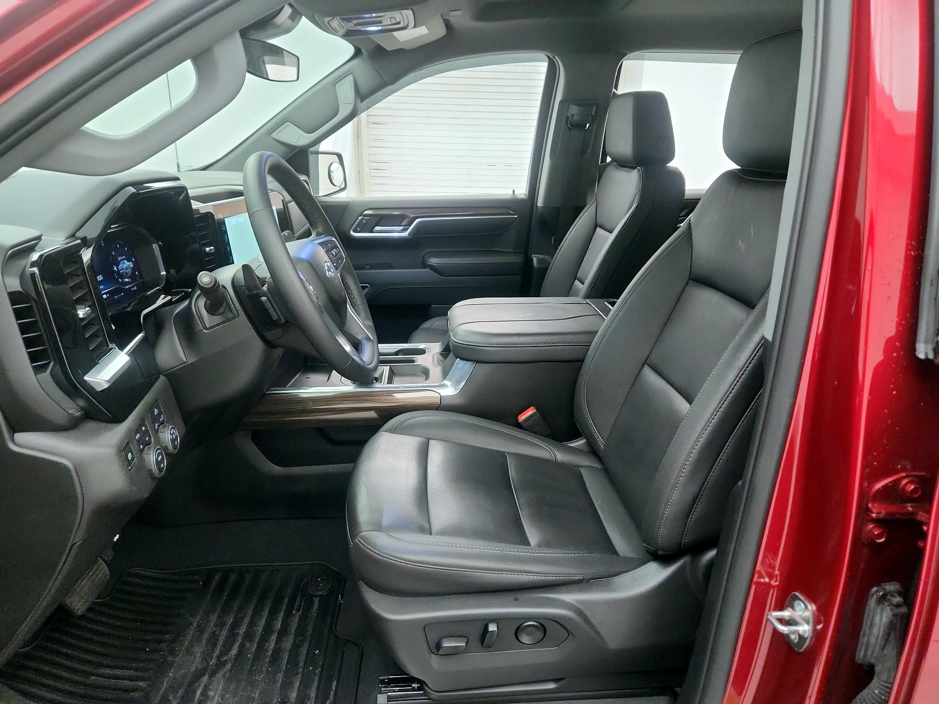 Thumbnail: 2024 Chevrolet Silverado 1500 - 11