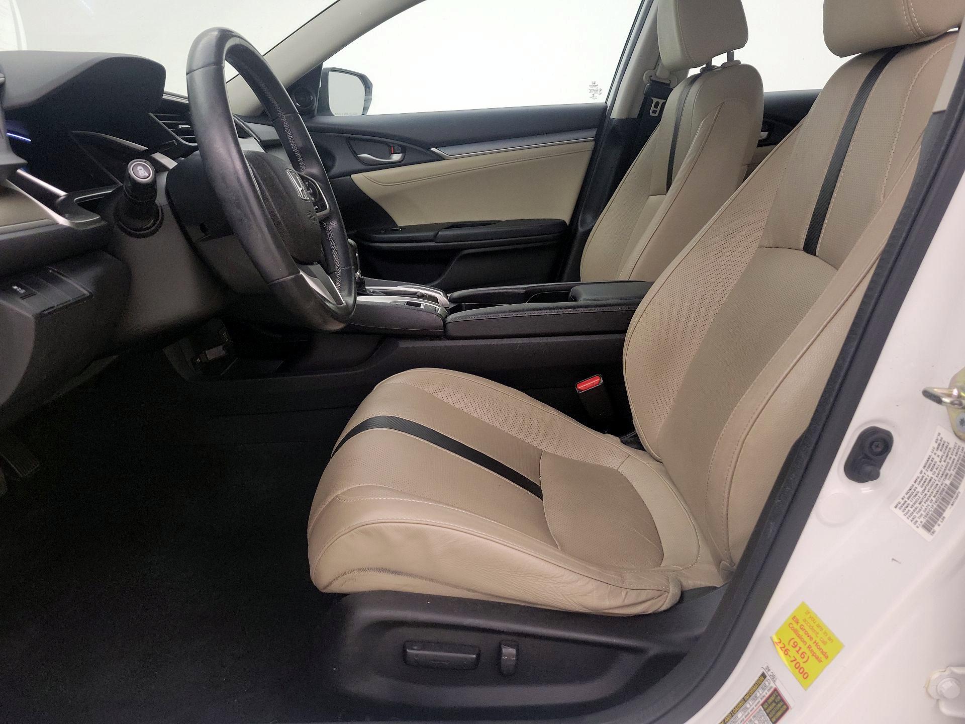 Thumbnail: 2016 Honda Civic - 11